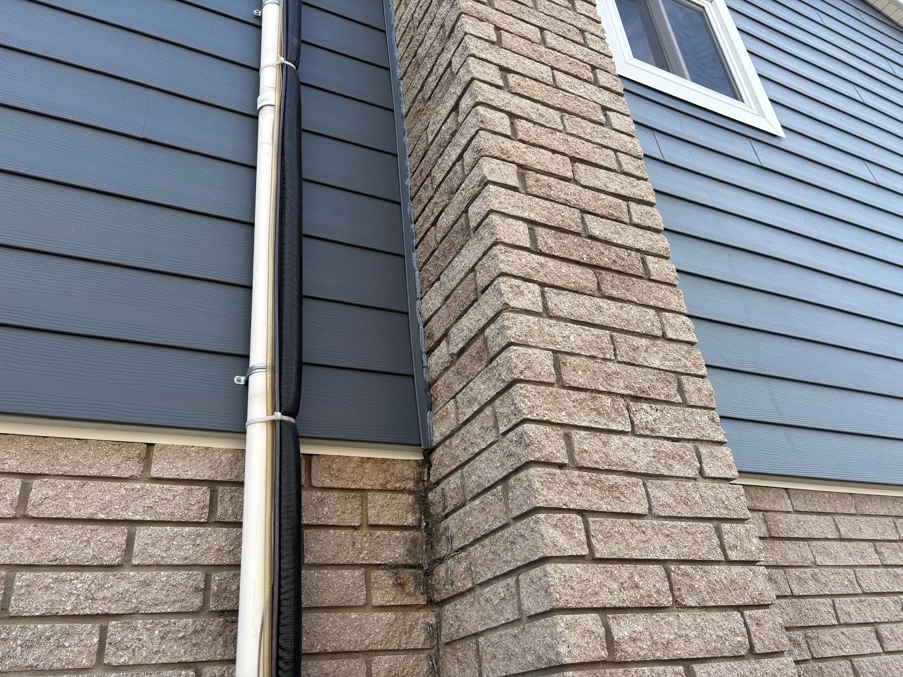 Siding Replacement using Alside Midnight Blue by 180 Contractors