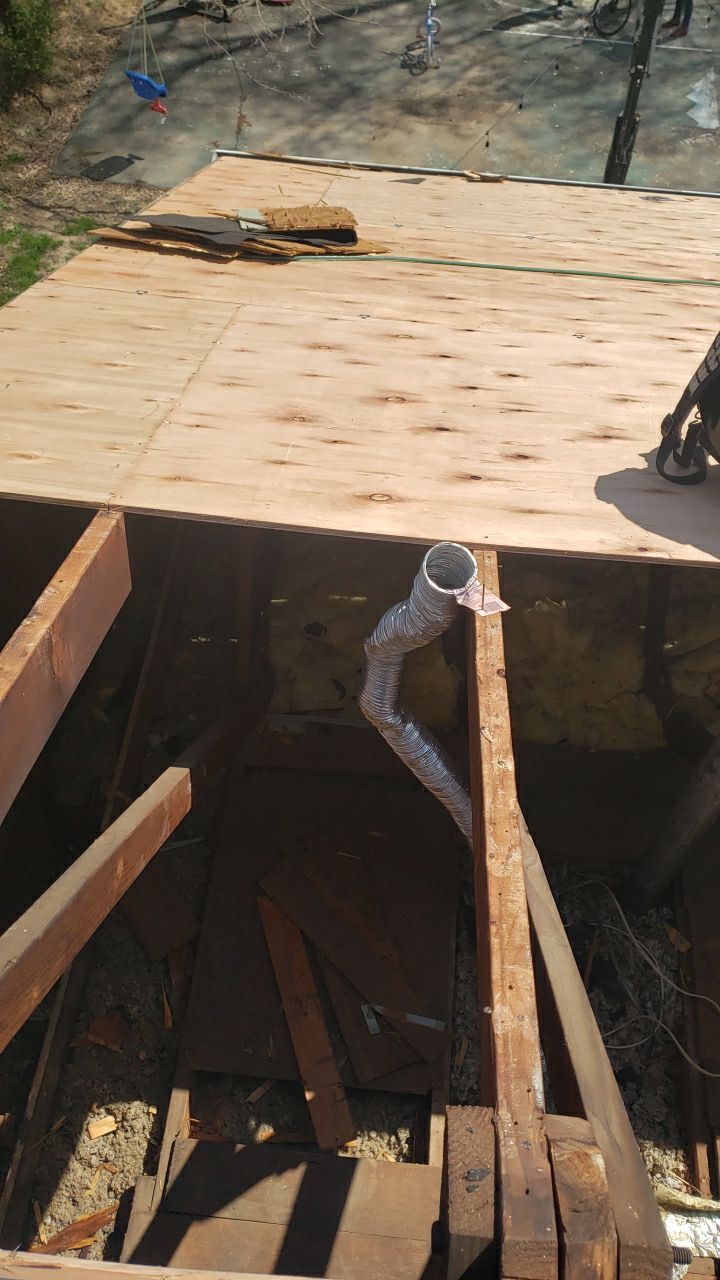 Falls Church - Certainteed Landmark Charcoal Black Roof Project by RM Banning, Inc.