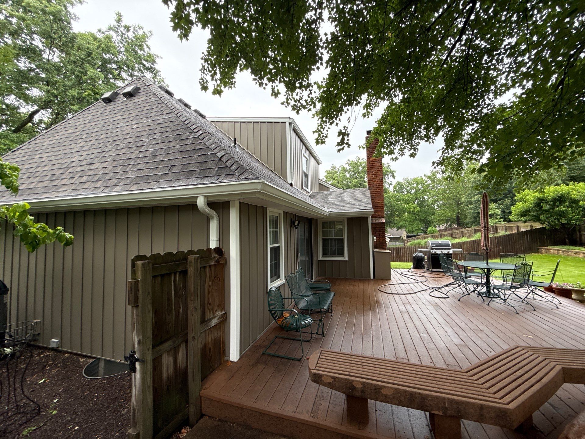 Complete Kansas City Exterior Remodel With IKO Roofing and Craneboard Siding by EEC Windows, Siding & Roofing