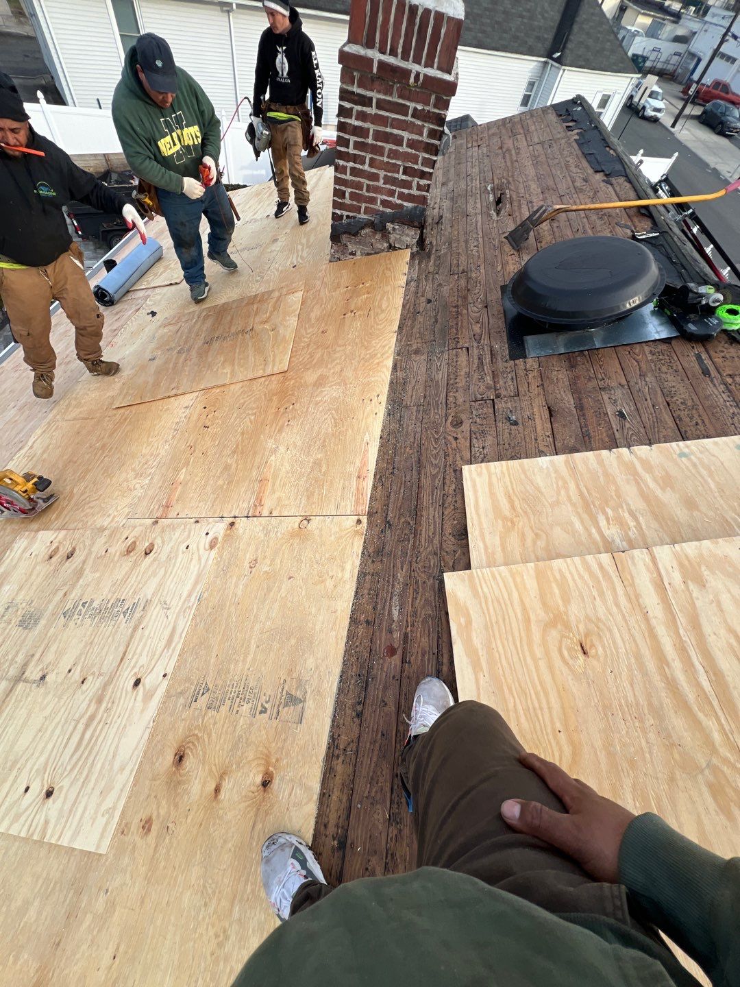 Pacific Wave Shingles by Reimagine Roofing