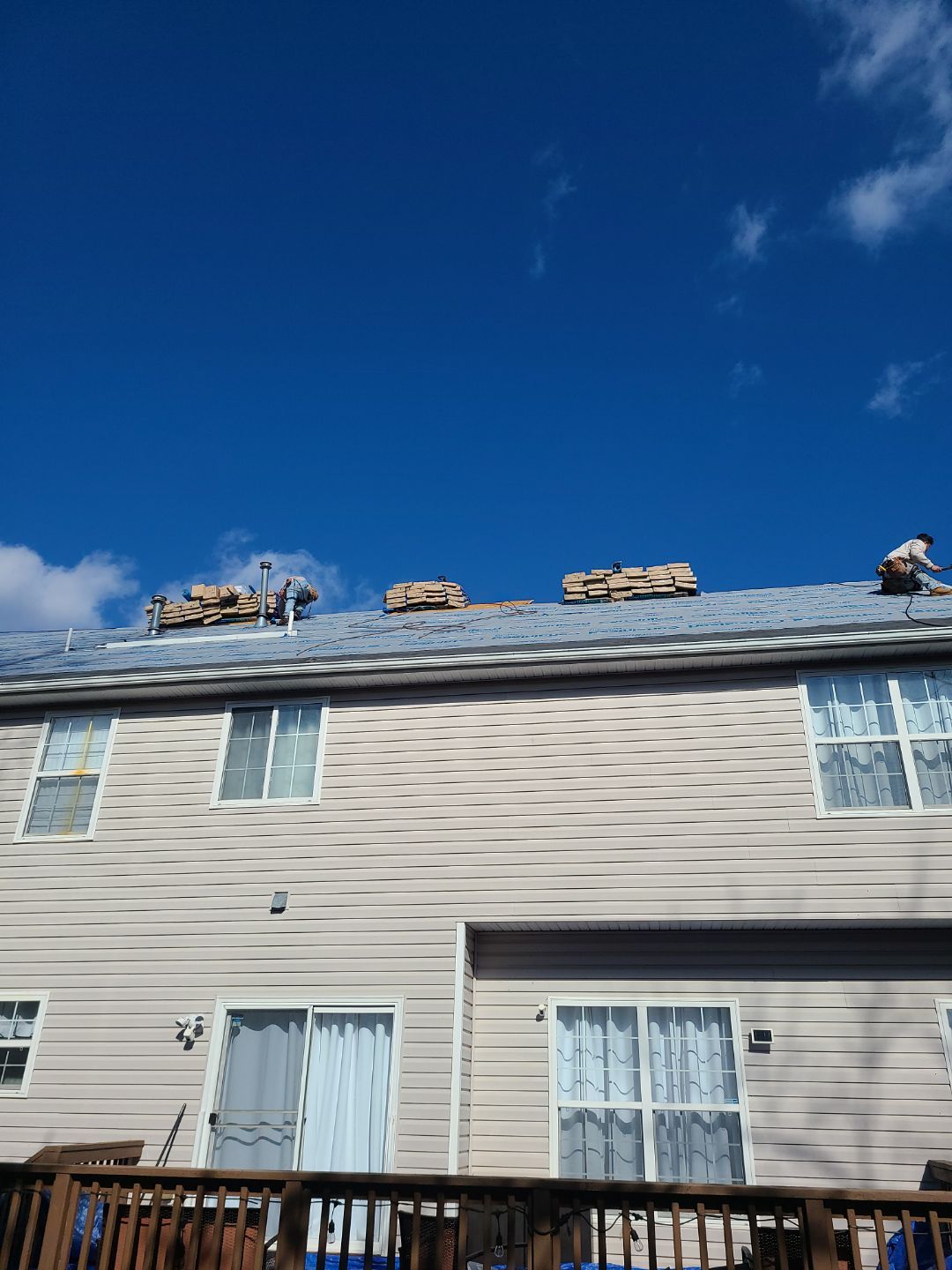 Woodbridge CertainTeed Landmark Roof in Charcoal Black by RM Banning, Inc.