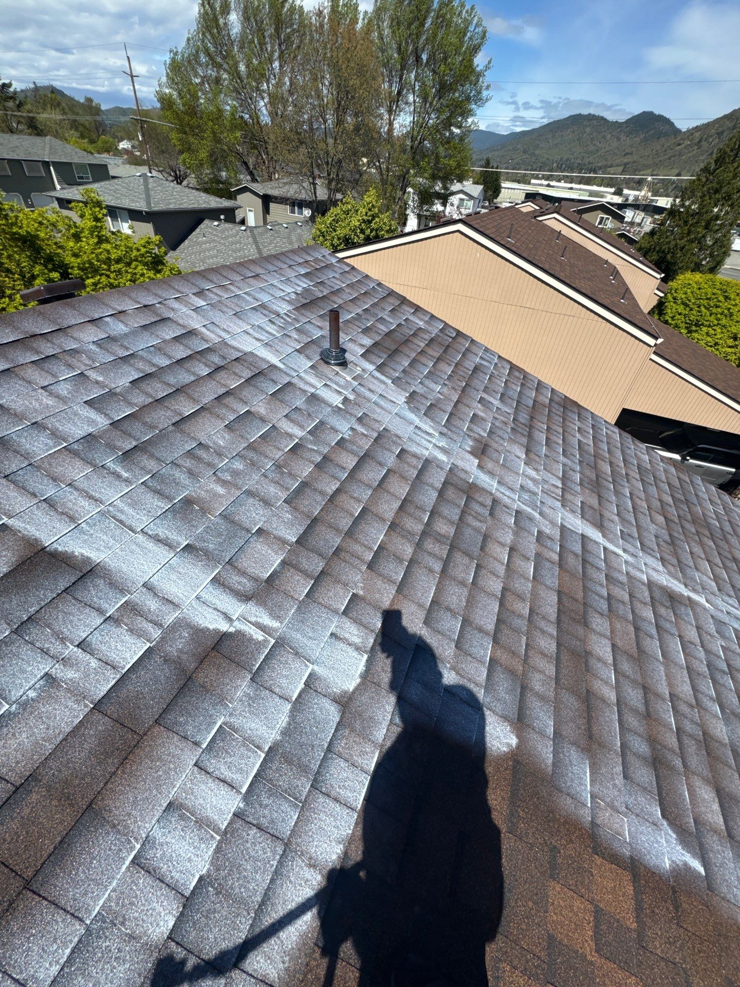 Project in Grants Pass by Roof Maxx of Grants Pass