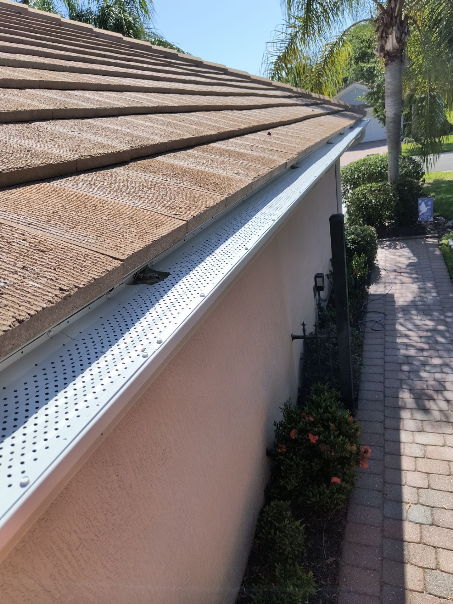 Gutter Guard Entire Home in Alva FL by Gutter Professors