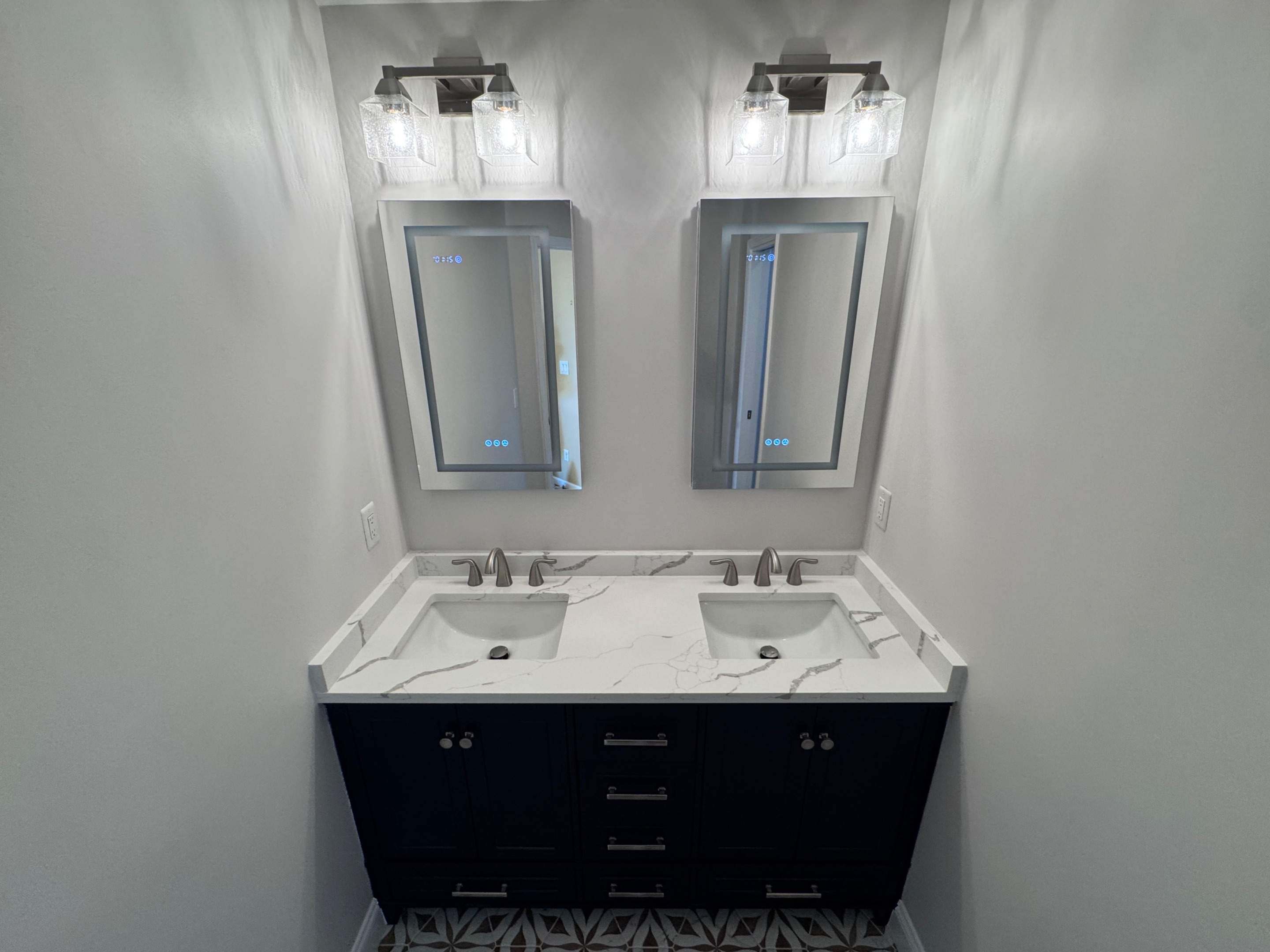Hall bathroom renovation by Prudencio