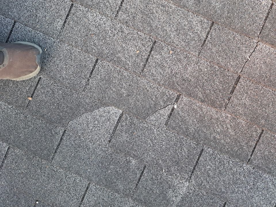 Ranch House and Garage Roof Installation with GAF Shingles by Gellings Roofing & Siding