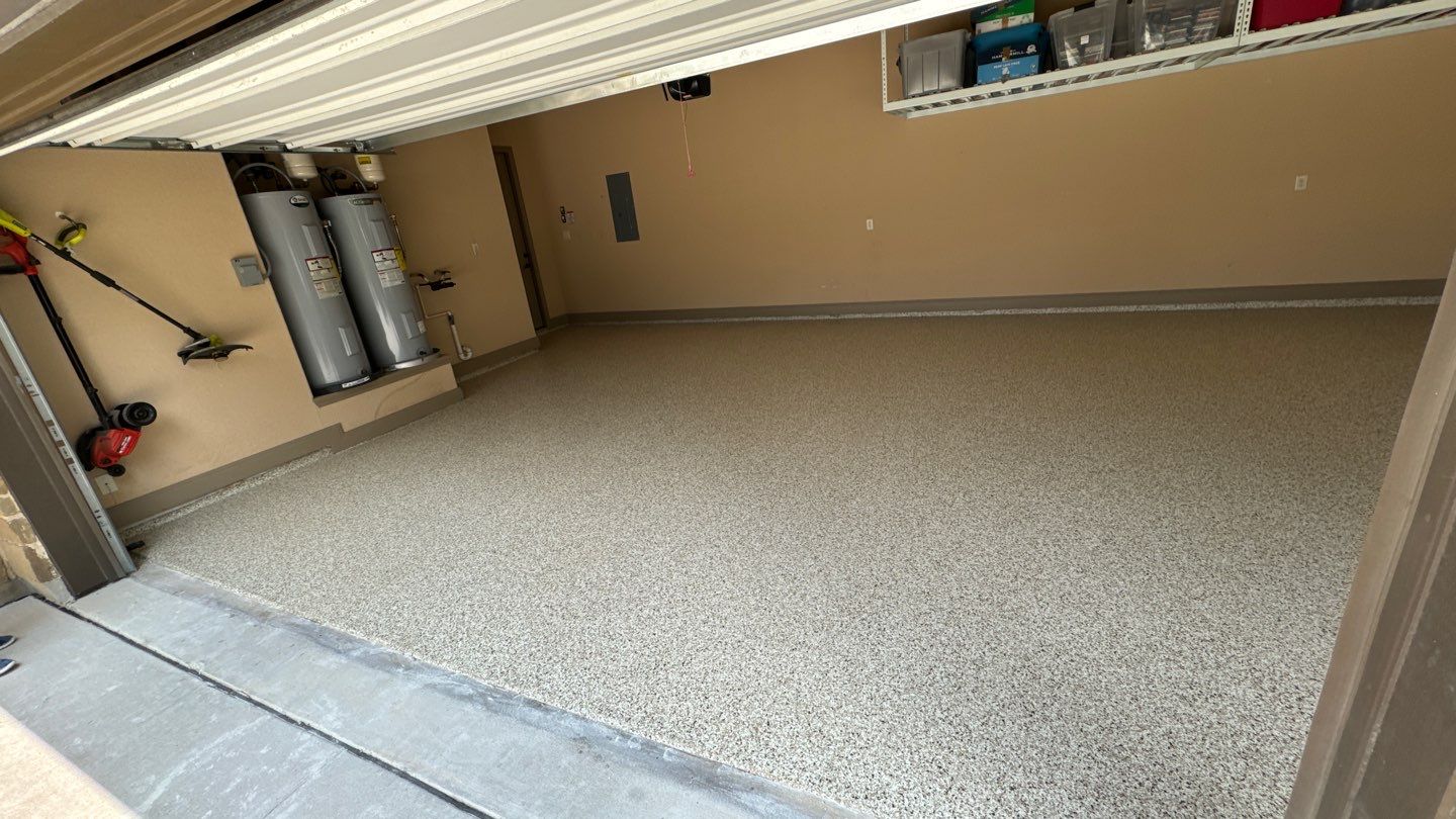 Copper Ridge, New Braunfels by TORO Garage Co