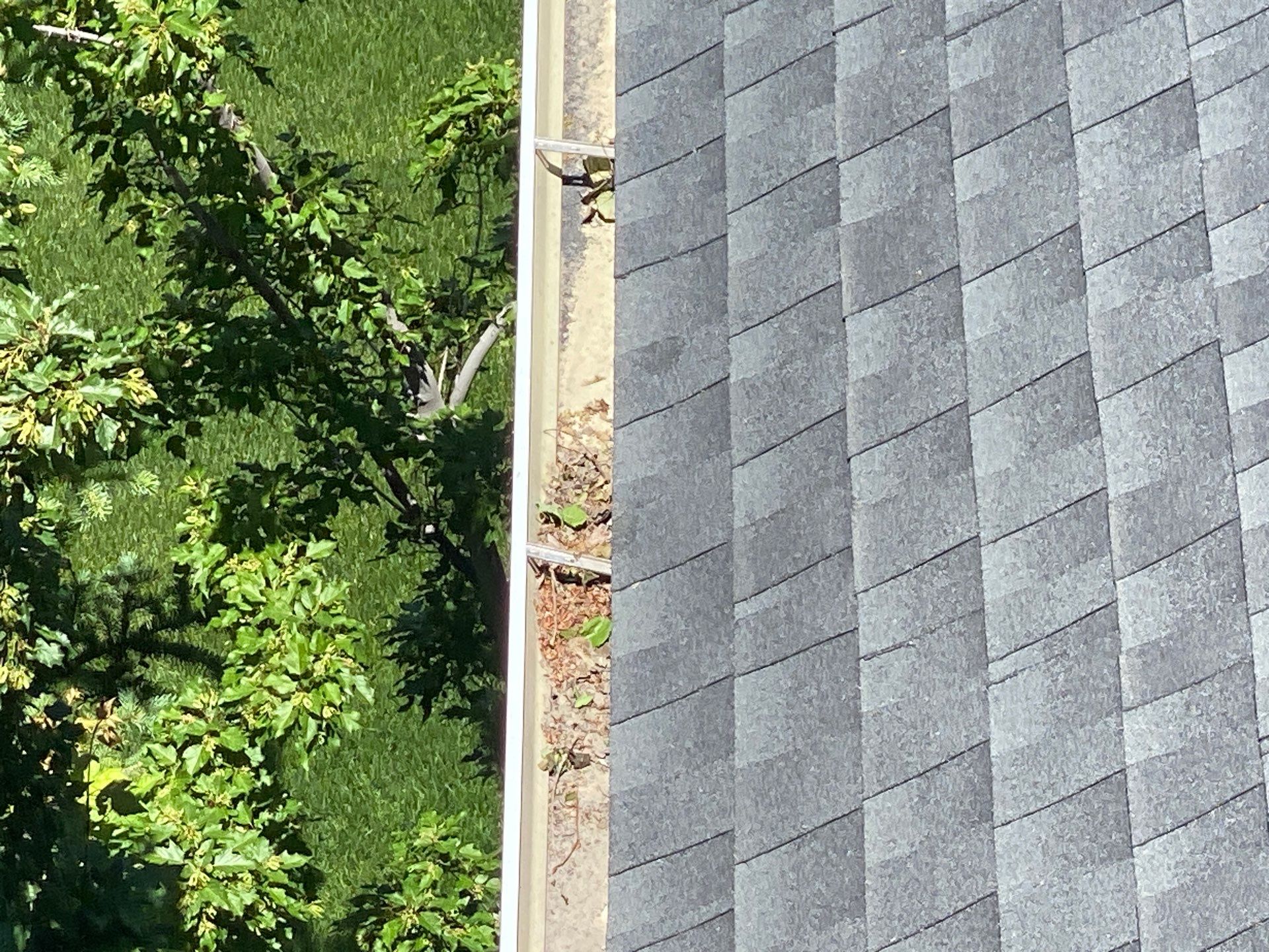 Project in sandy by Emerald Gotcha Gutters 