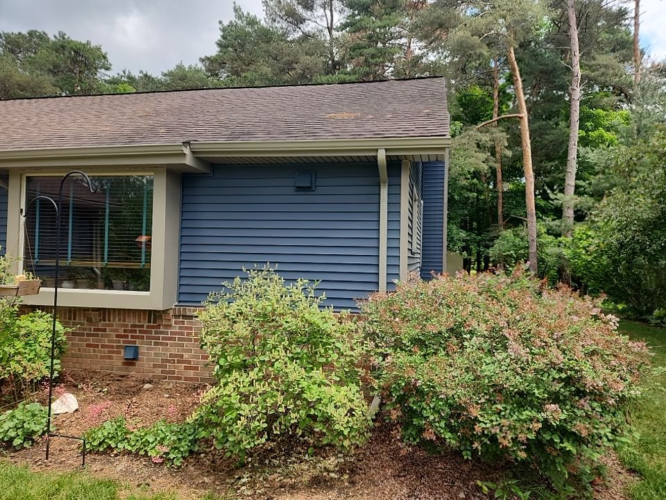 Siding Replacement using CertainTeed Restoration Classis D4 by 180 Contractors
