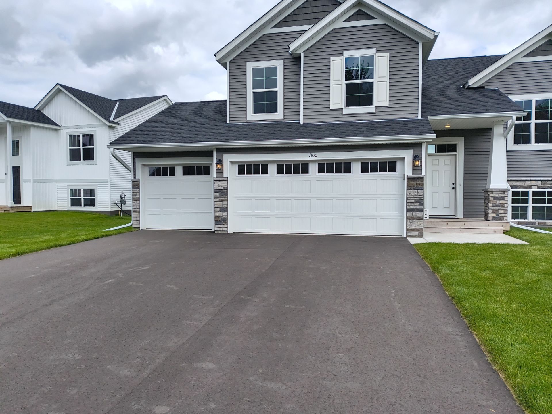 5" Seamless Gutter Installation – Delano, MN by Next Level Seamless Gutters / Exteriors Inc.