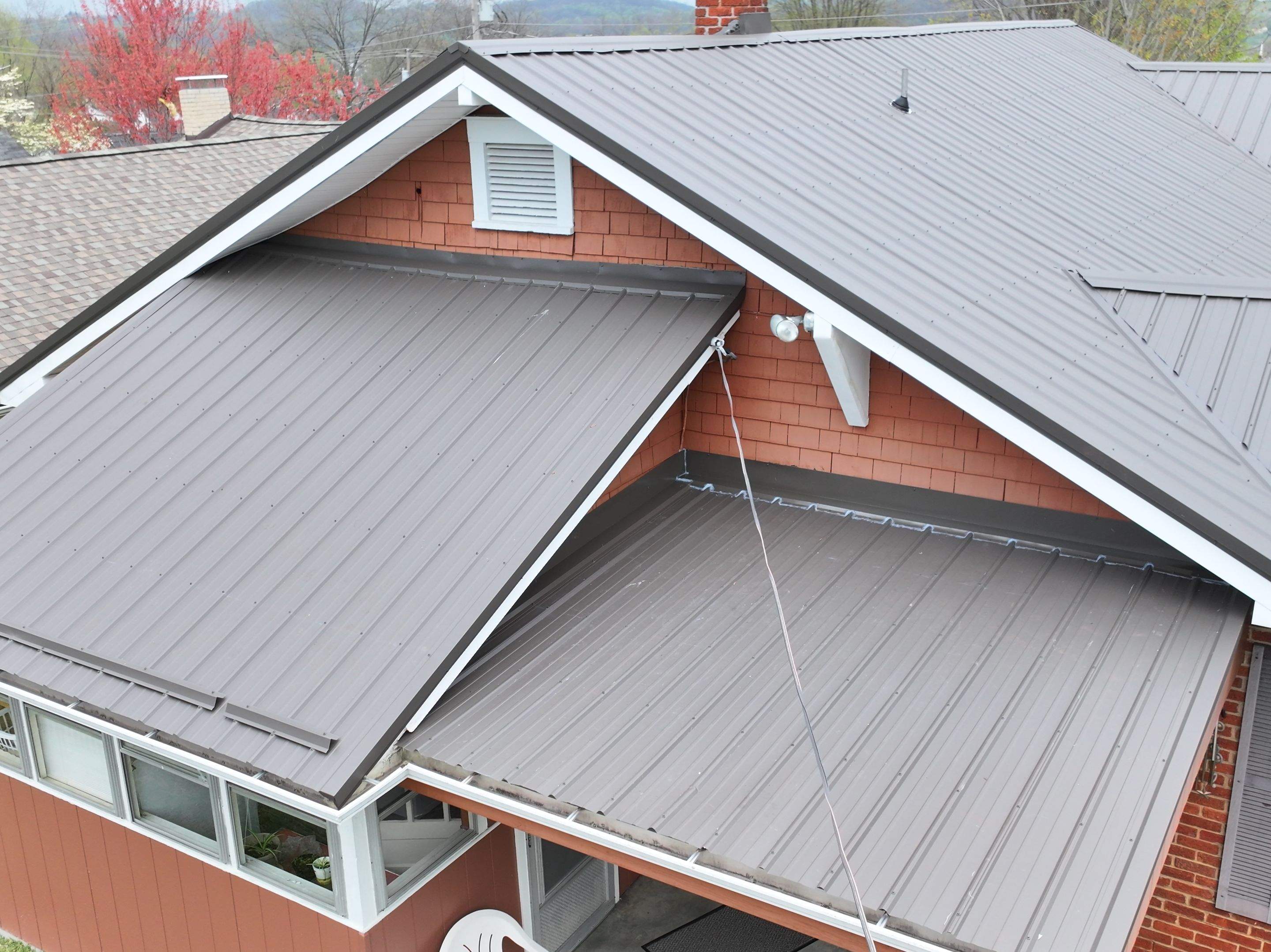 Winters Residence by Omnia Roofing