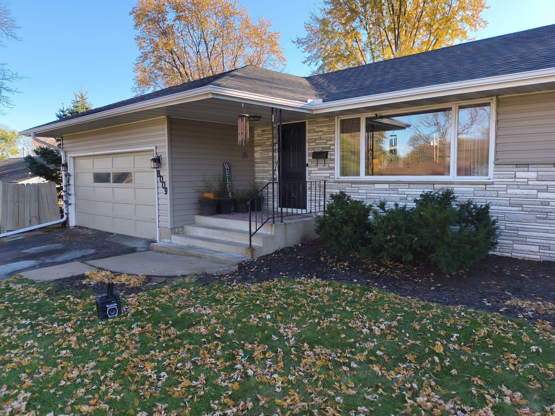 5-Inch Seamless Gutter Installation – New Hope, MN by Next Level Seamless Gutters / Exteriors Inc.