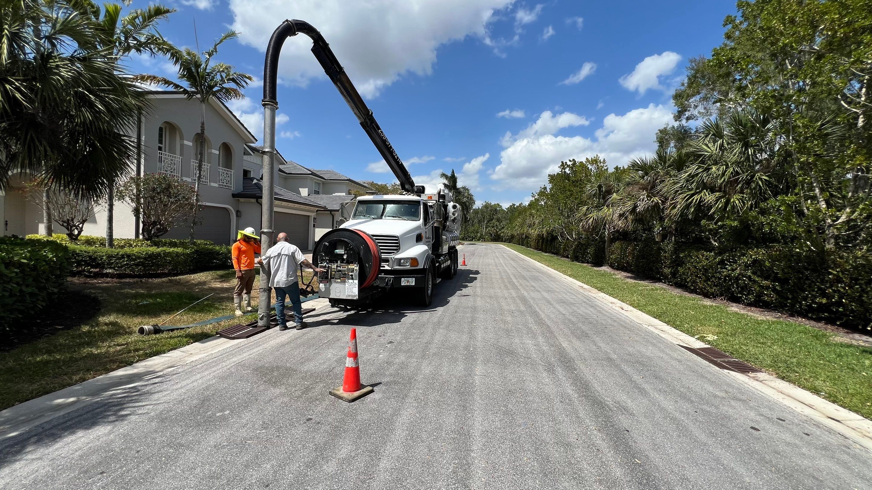 Estero Community Stormwater System Maintenance by APS Power & Water
