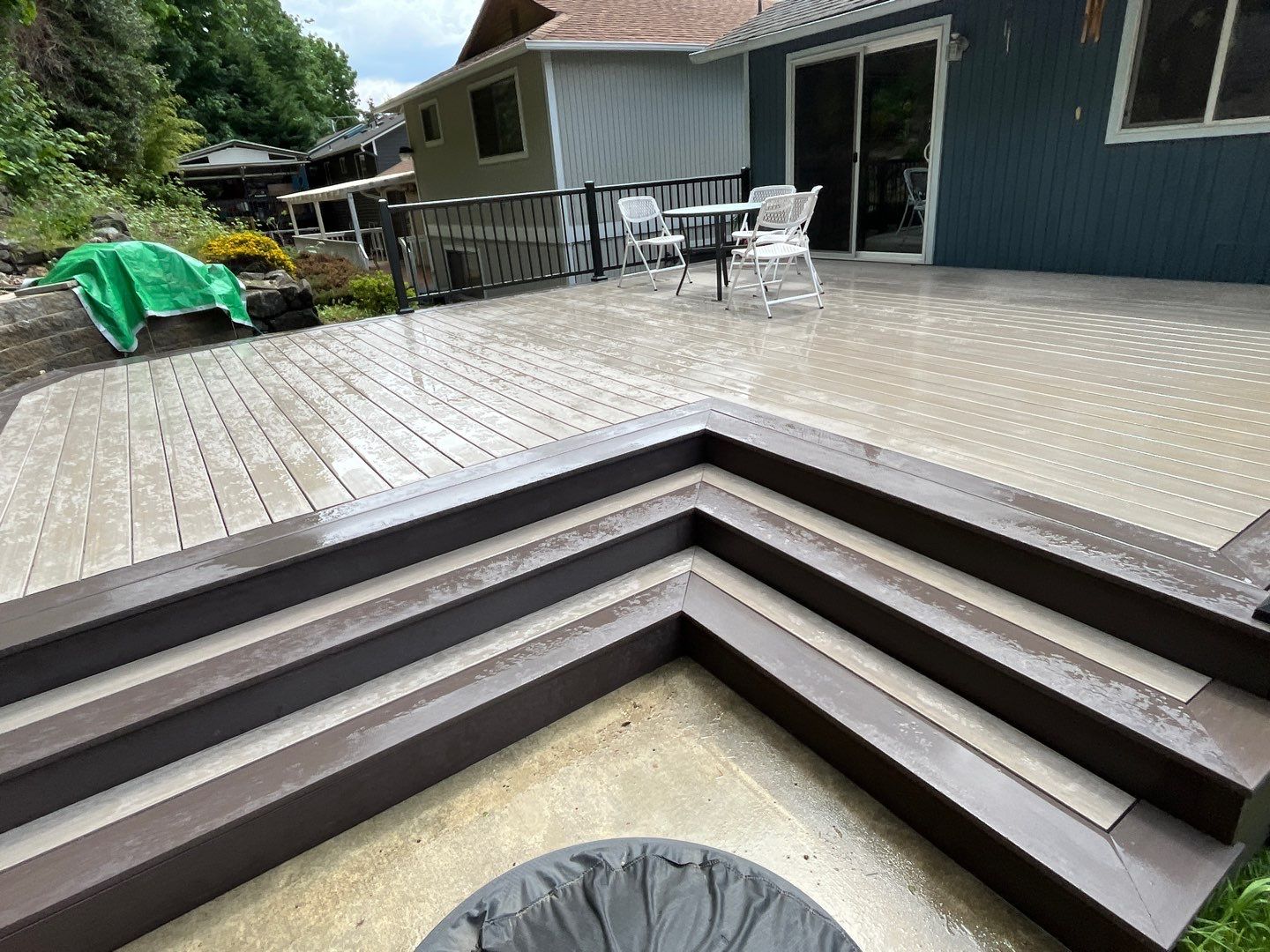 Back Deck in Seattle by Alki deck builders 