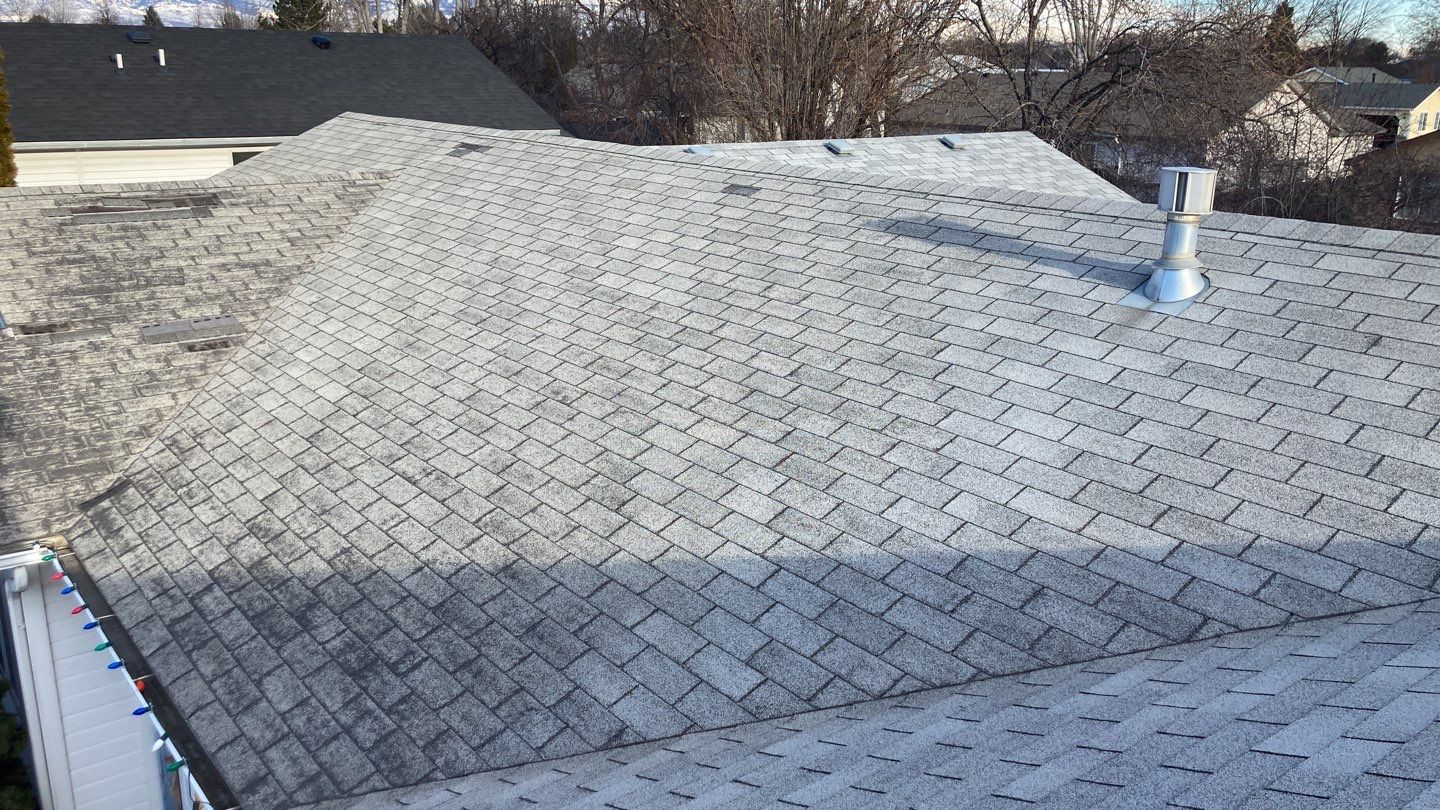 Single Story roofing replacement Meridian in using Owens Corning Oakridge shingles in Estate Grey by ID Roofing LLC