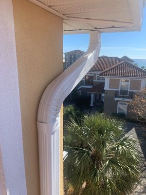 Three-Story Home Gutter Installation using K-Style Seamless Gutters