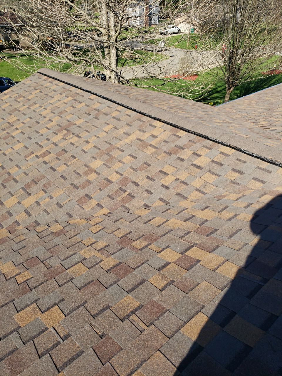 Brand: Atlas Pinnacle Color: Pristine Scotchgard Copper Canyon Drip: Musket Brown by Eagle Eye Roofing