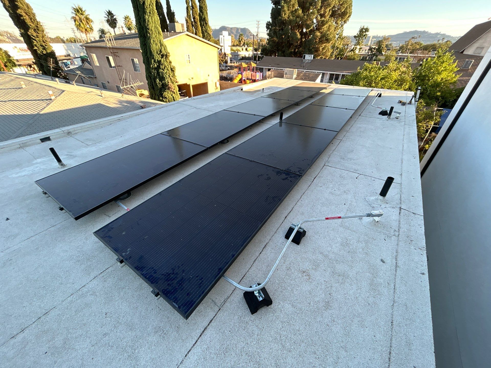 6028 Craner Ave by Solar Discovery