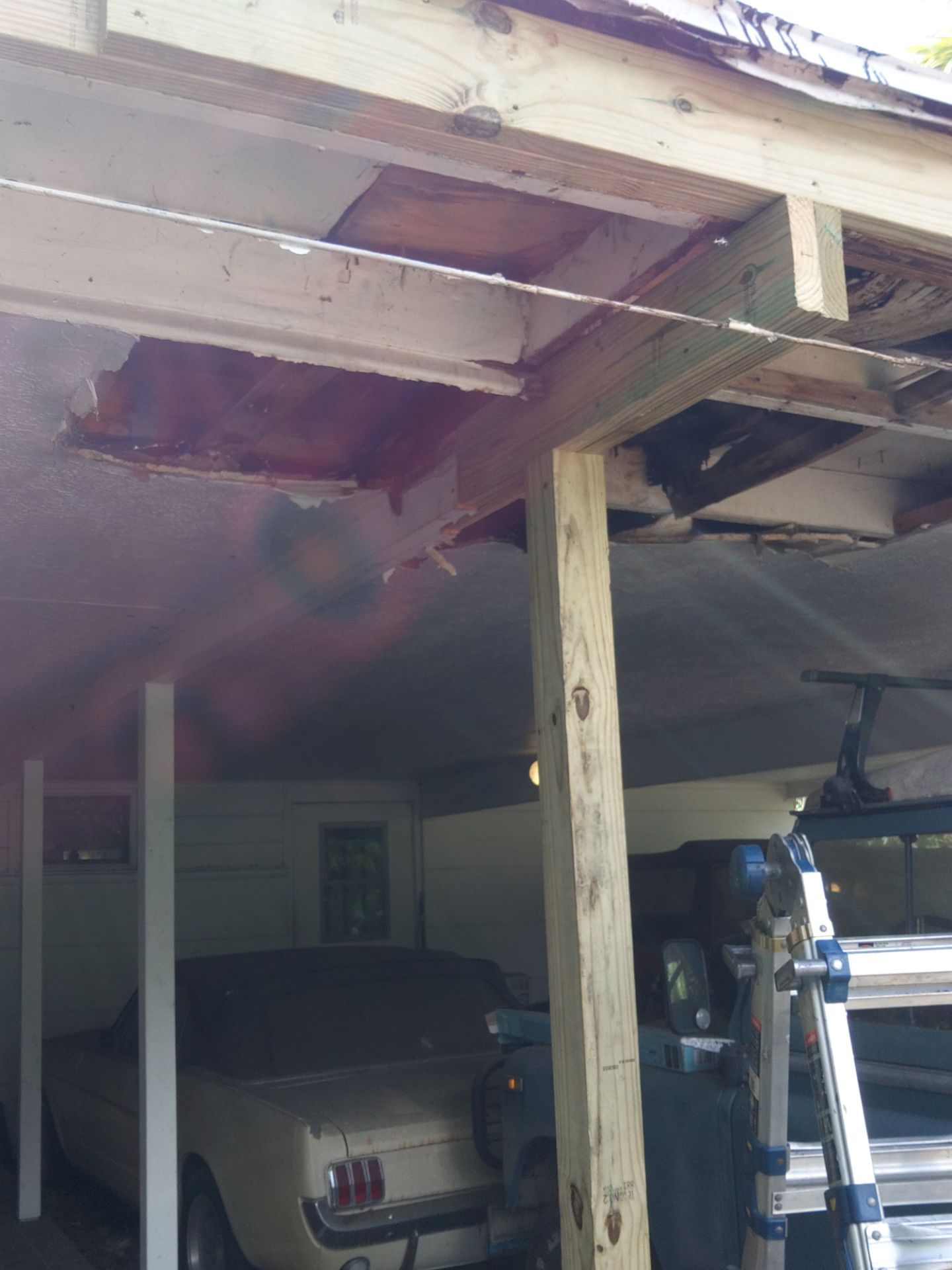 Gutter and Fascia Repair and Maintenance in Siesta Key FL by Gutter Professors