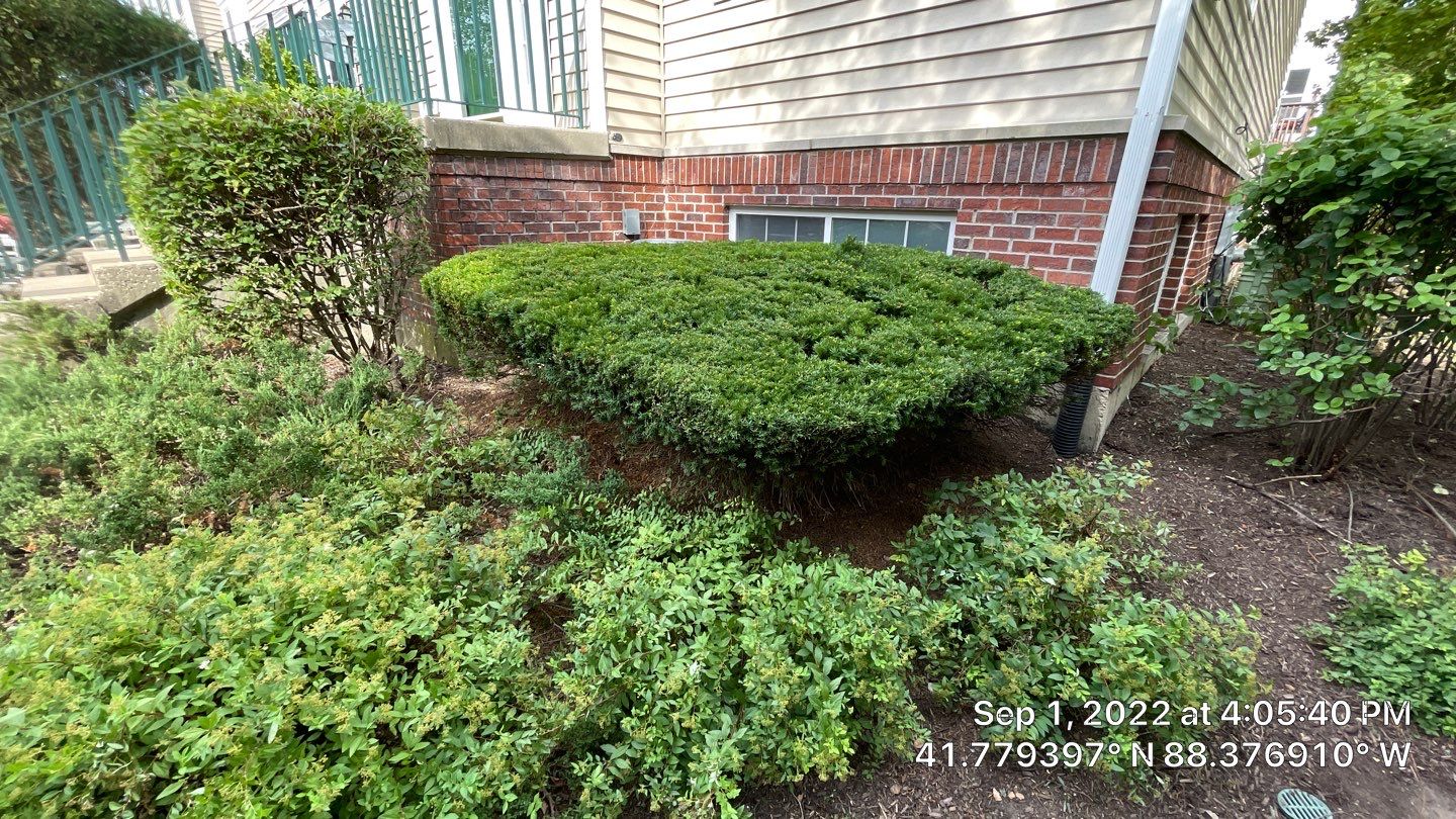 Court Yards of Orchard Valley Building 2411 by Affordable Roofing of America Inc.