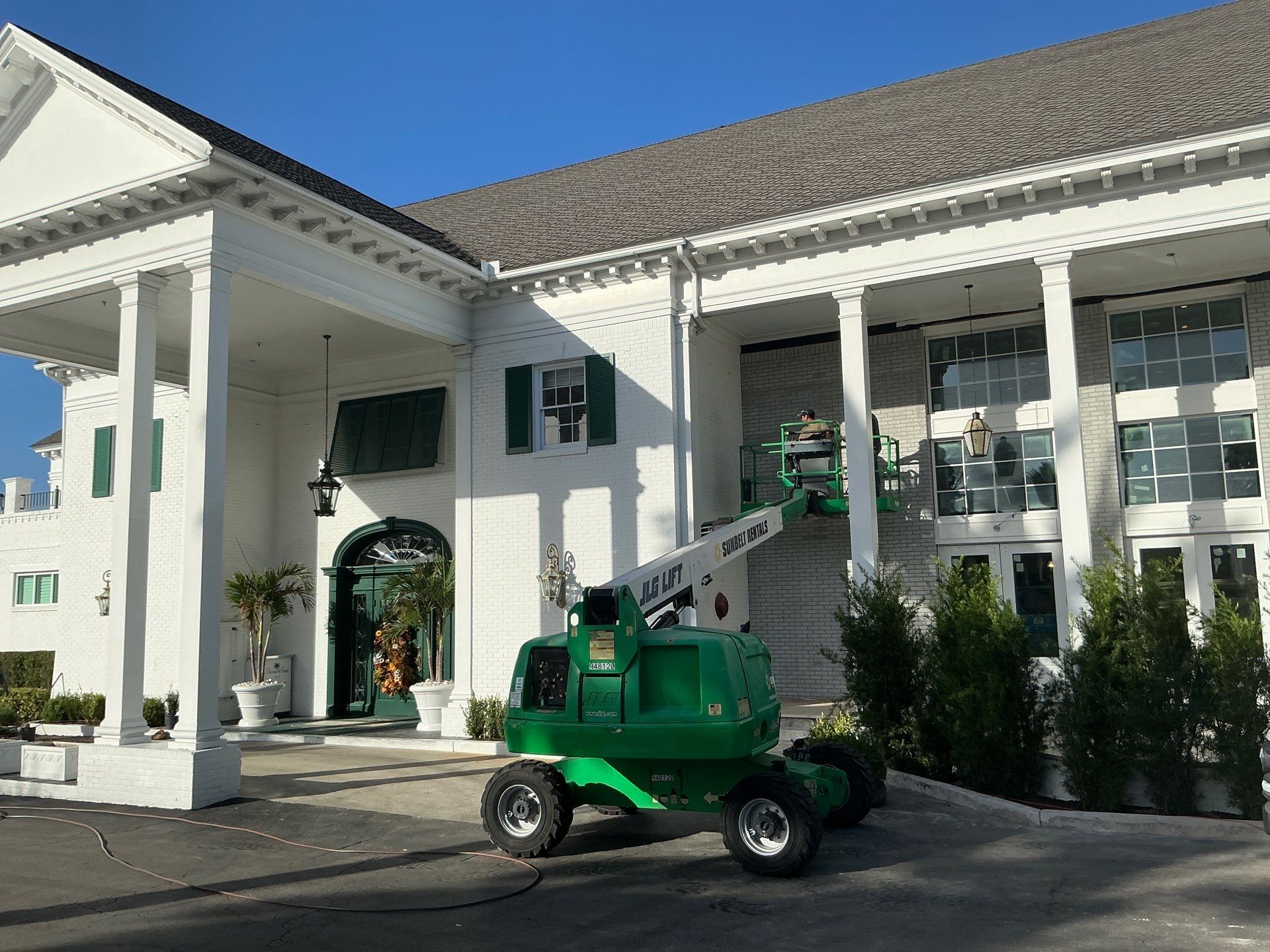 Round Downspouts and Seamless Gutter Installation in Tampa FL by Gutter Professors