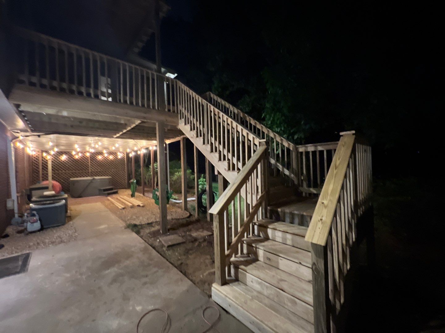 South Trace - Deck Installation  by Pillar and Pine