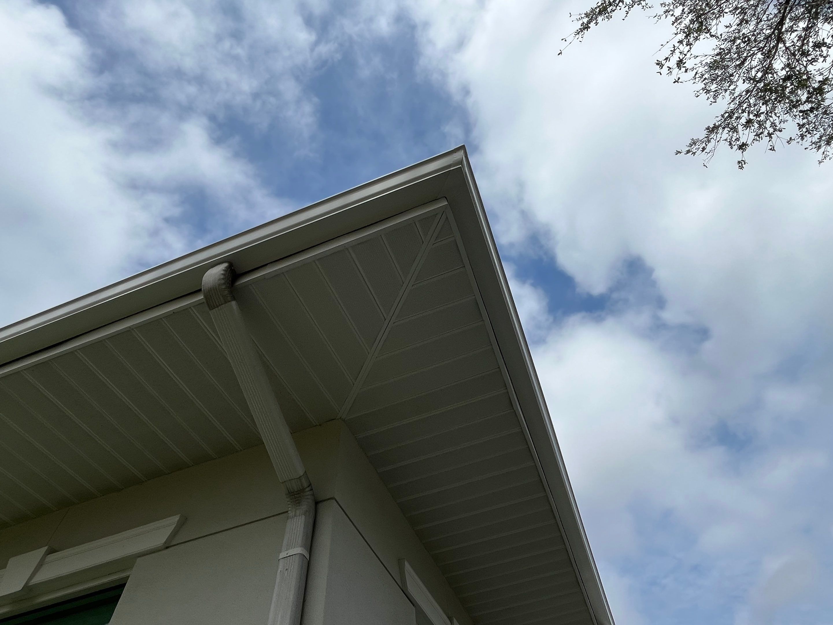 Soffit Repair and Installation in Sarasota FL by Gutter Professors