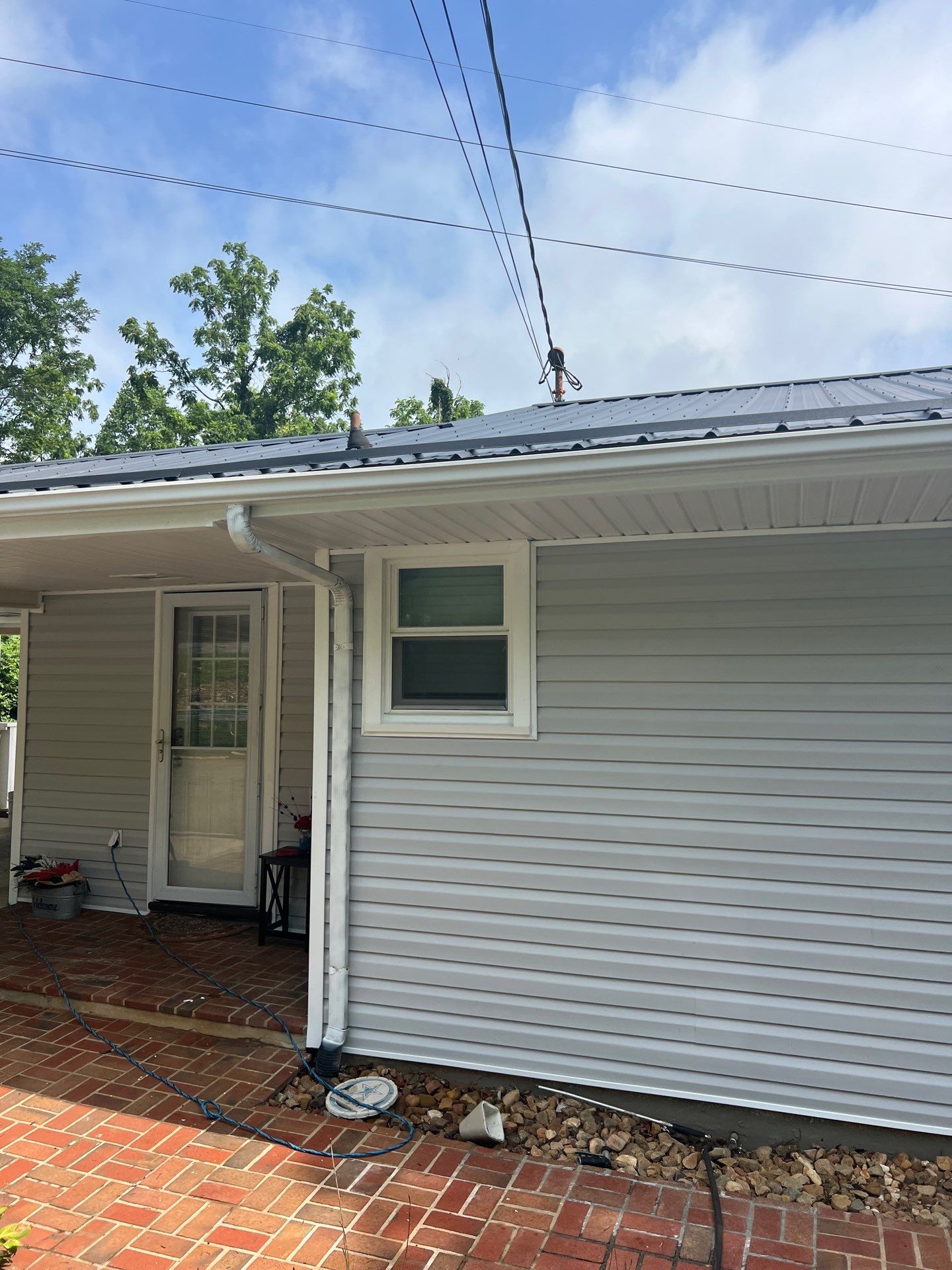 113 Knob Hill Drive, Bristol, TN 37620 by Omnia Roofing