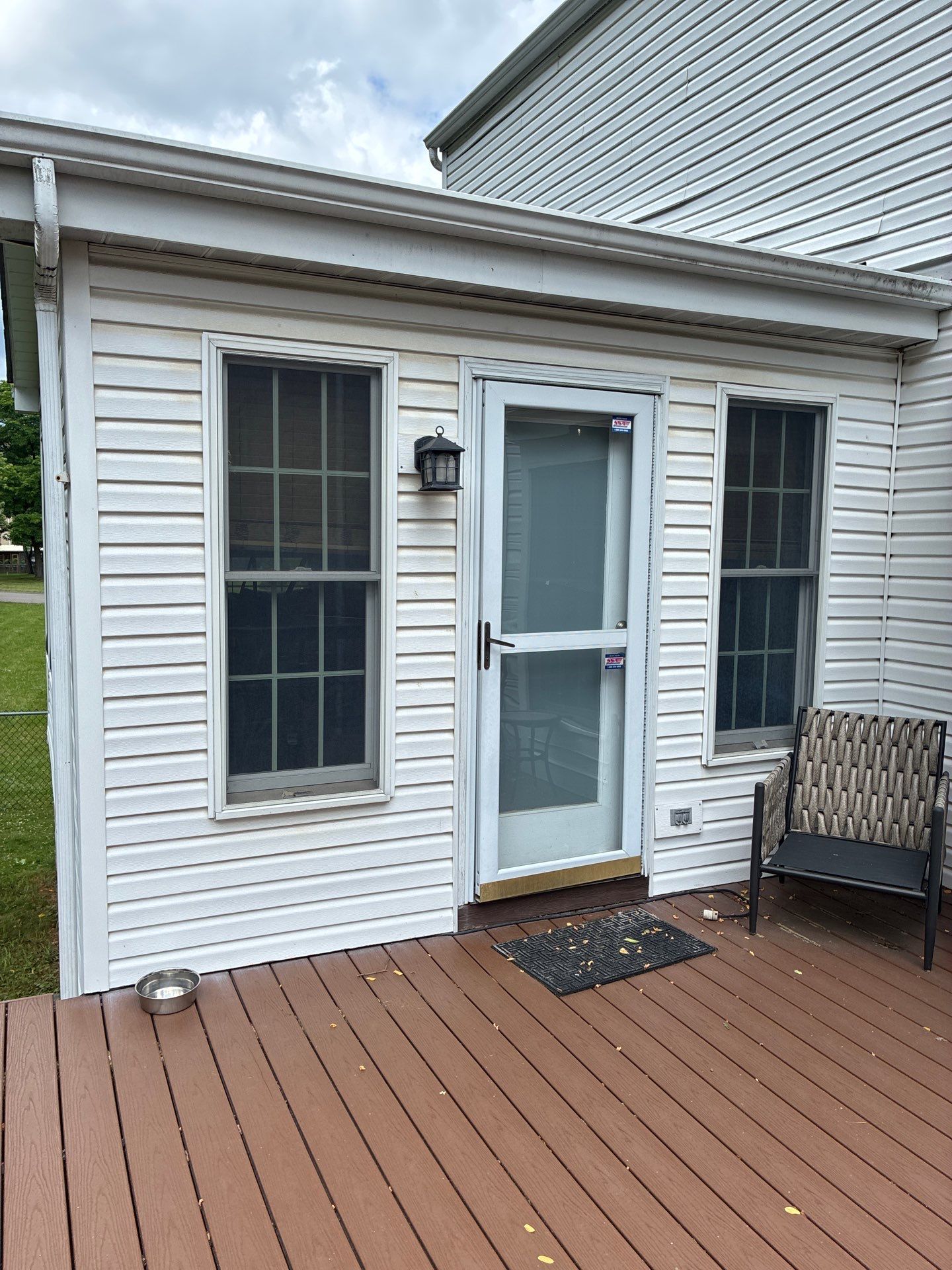 Partial House Vinyl Siding Replacement and Sunroom Renovation near Crafton by Ideal Siding Pittsburgh