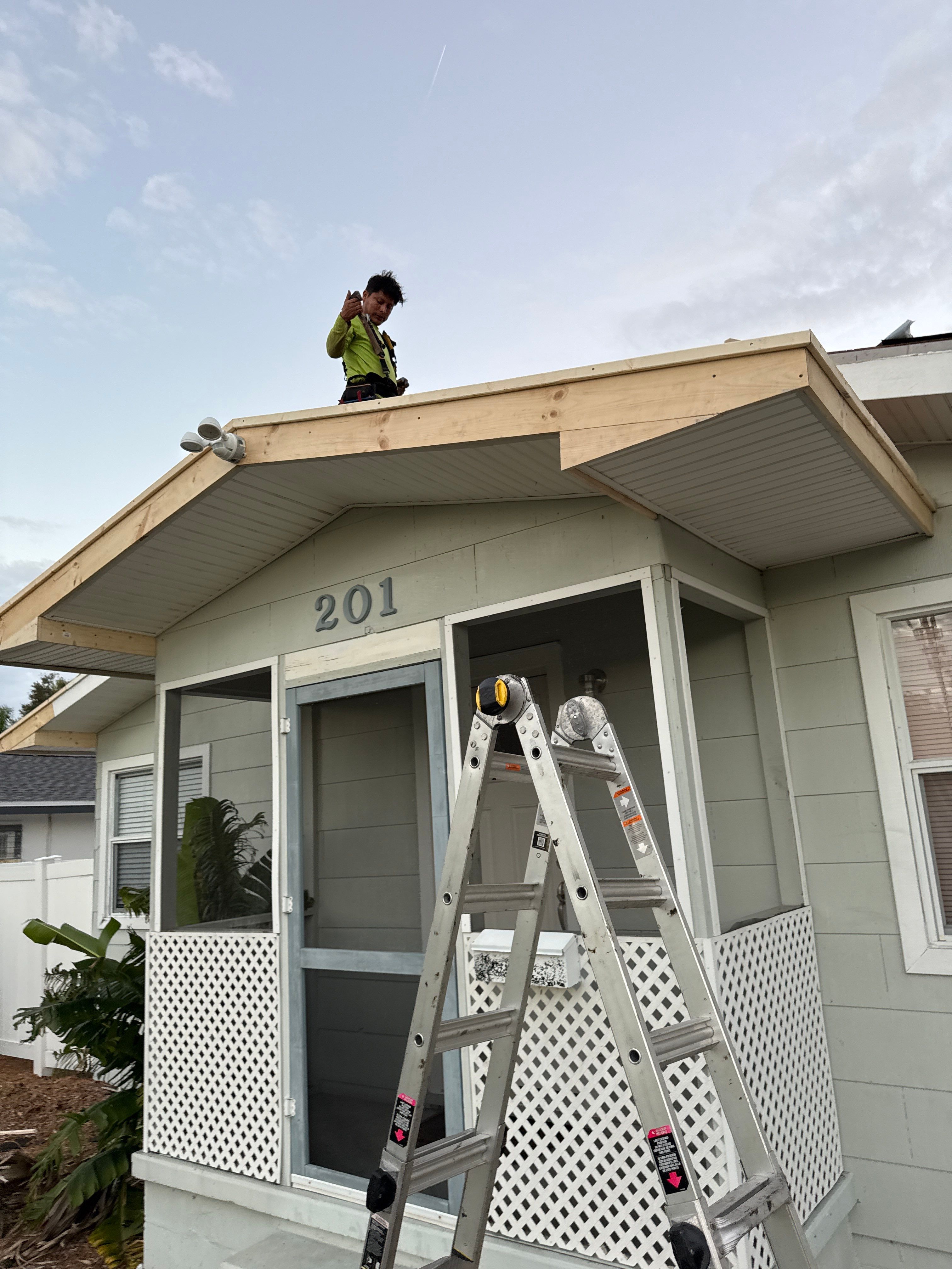 Project in St. Petersburg 33710 by Mitchell Roofing Company LLC 