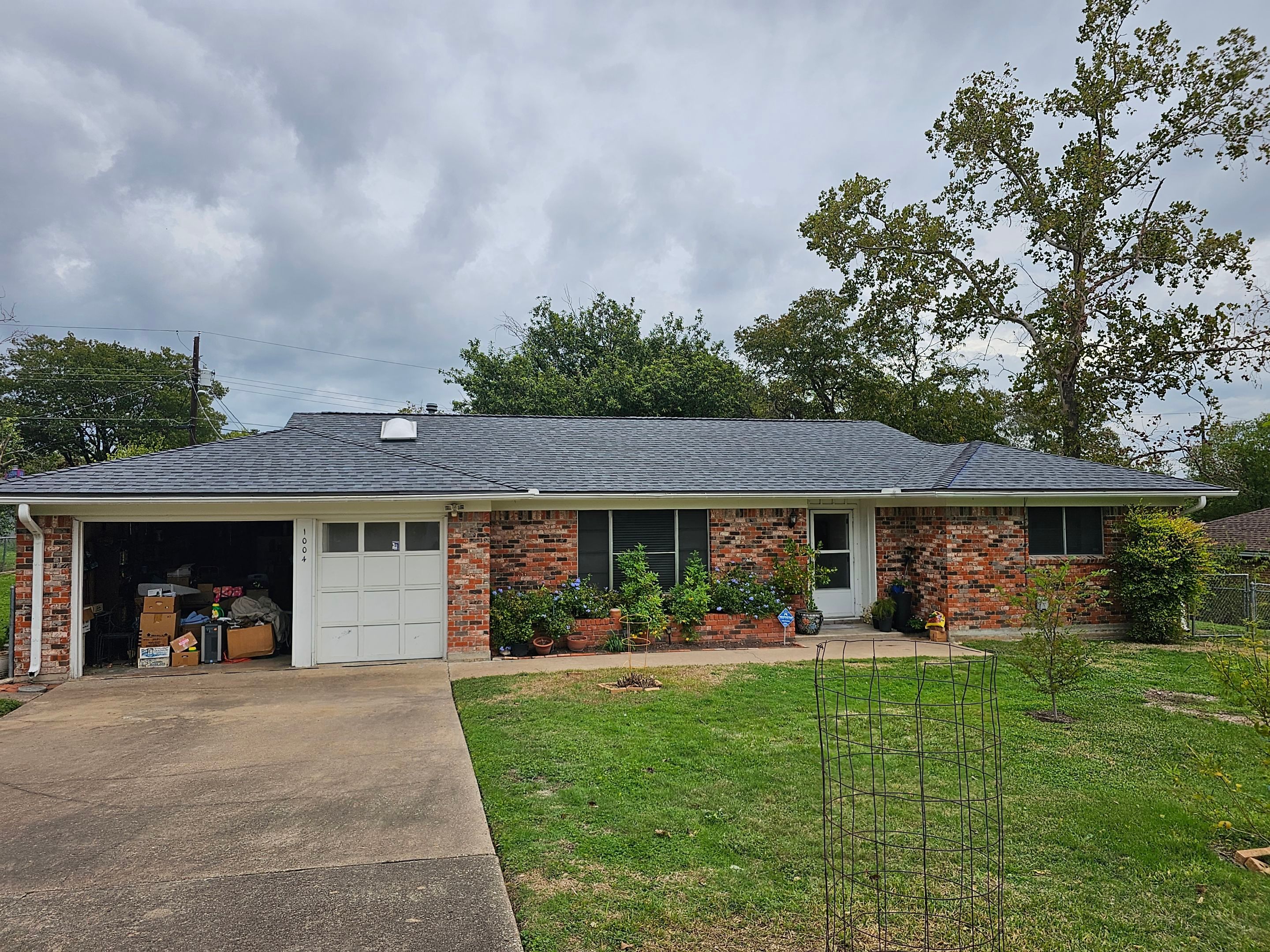Residential Roofing Installation using Atlas Pinnacle Austin TX by Lighthouse Contractors