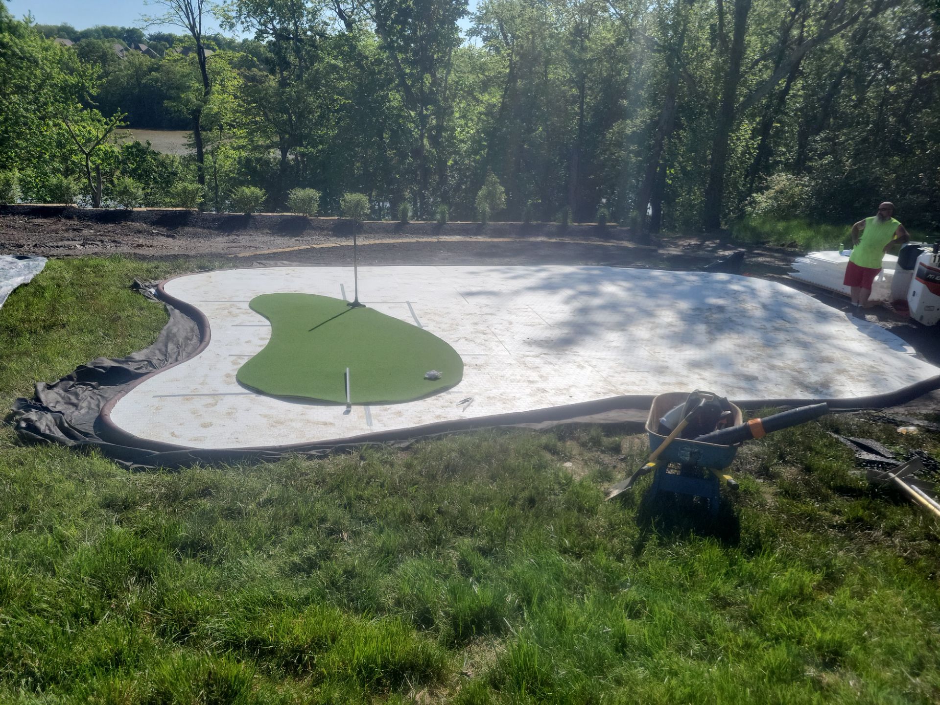 Green & Play area in Dublin, OH by Southwest Greens Midwest