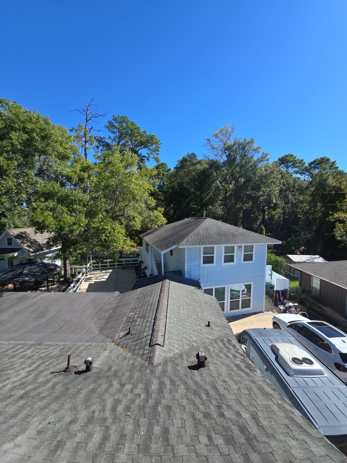 Project in Spring by Royal Crown Roofing 