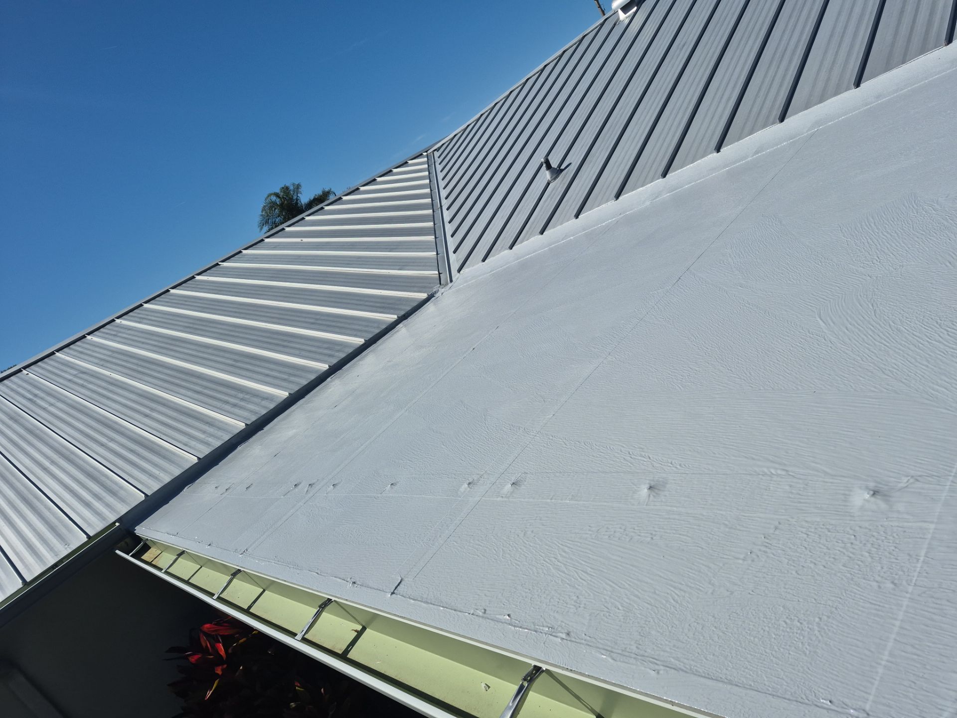 Project in Largo 33774 by Mitchell Roofing Company LLC 
