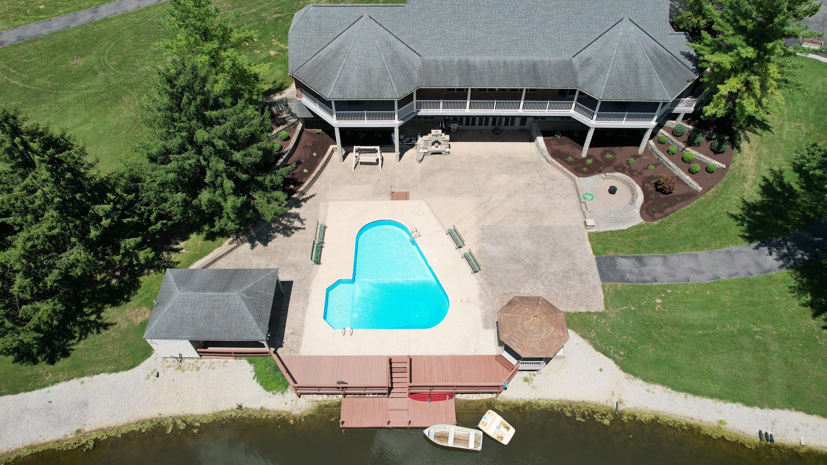 Tear Out, Plant Install & Mulch by Reisenberg’s Lawn & Landscape, LLC