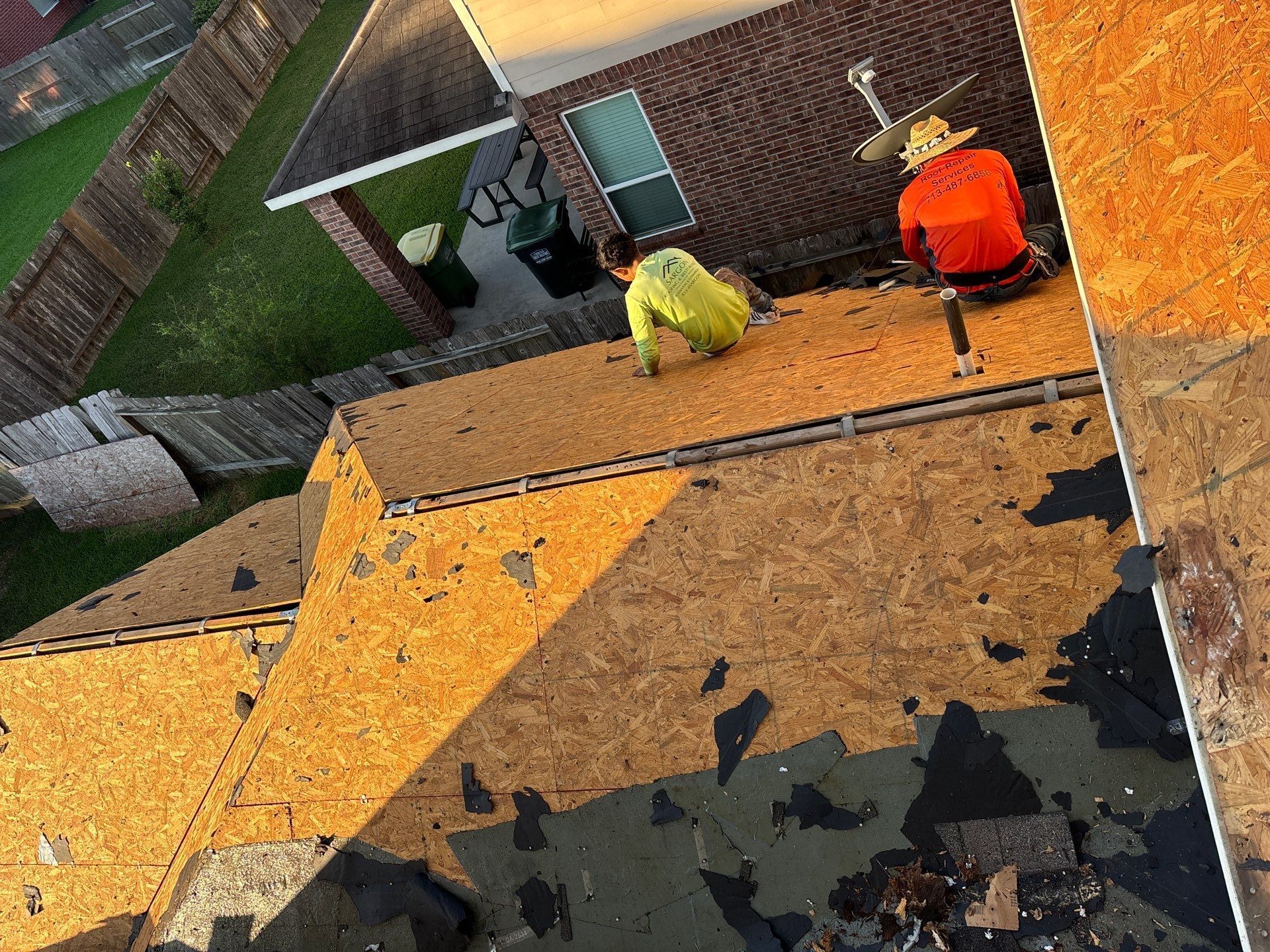 Residential Roofing Installation using Owen's Corning Duration (Lifetime) Shingles by Roof Repair Company
