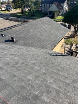 Residential Roofing Installation using Atlas Prolam Black Shadow