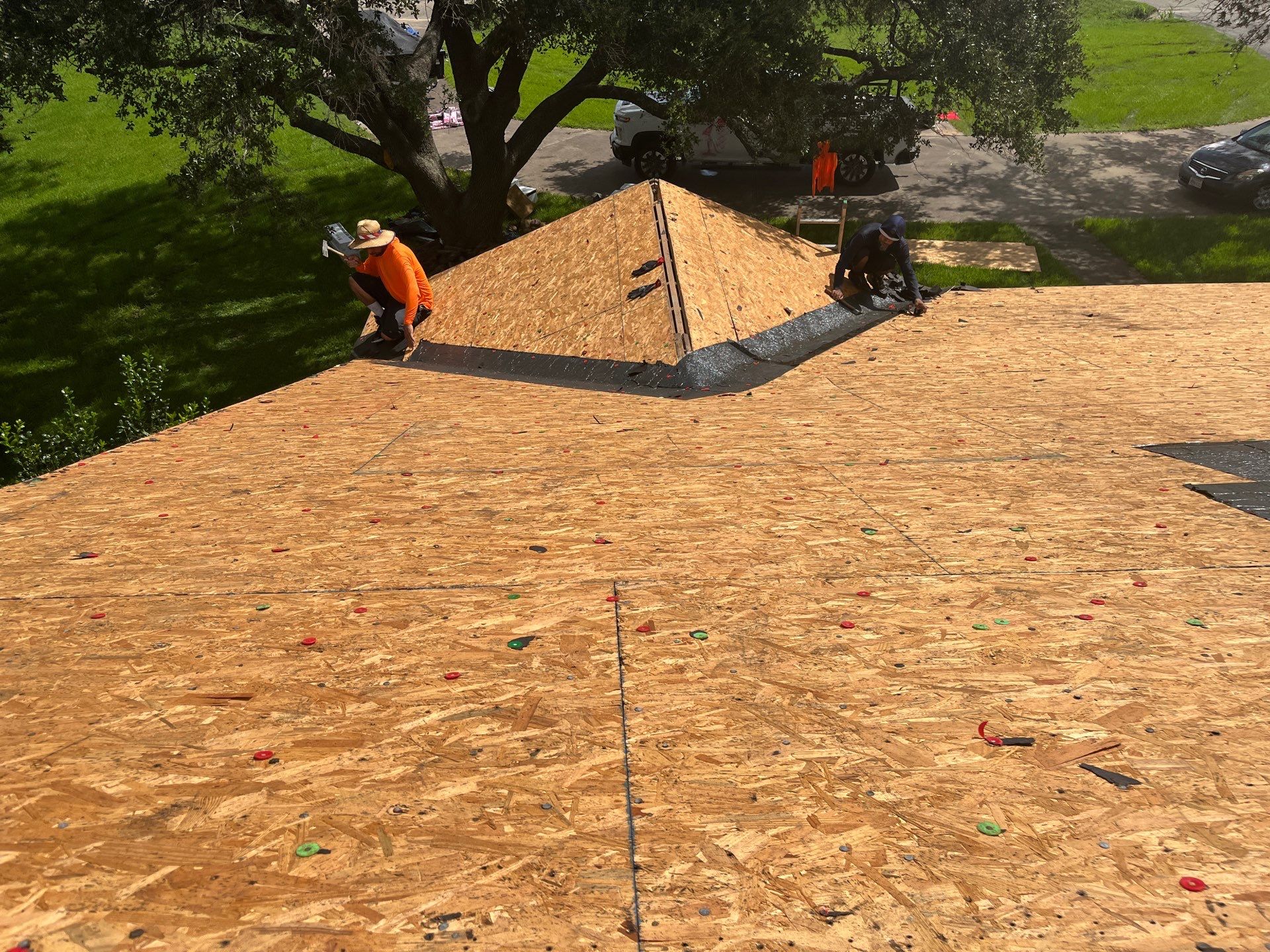Residential Roofing Installation using Owen's Corning Duration (Lifetime) Shingles by Roof Repair Company