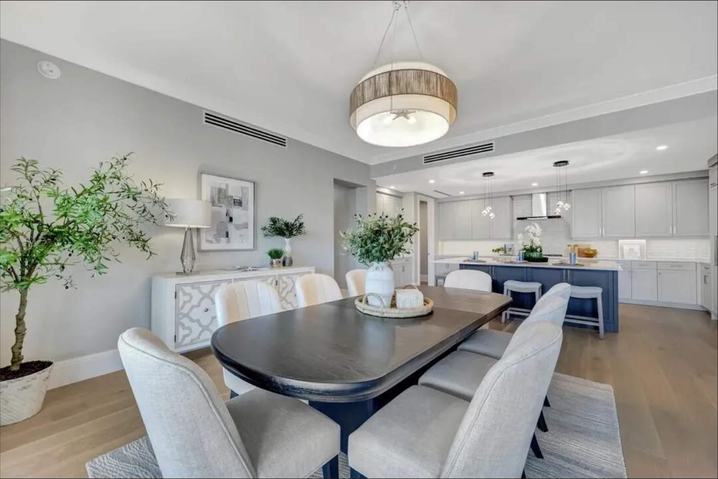 Quattro in Naples Square - Downtown Naples by Naples Home Staging®