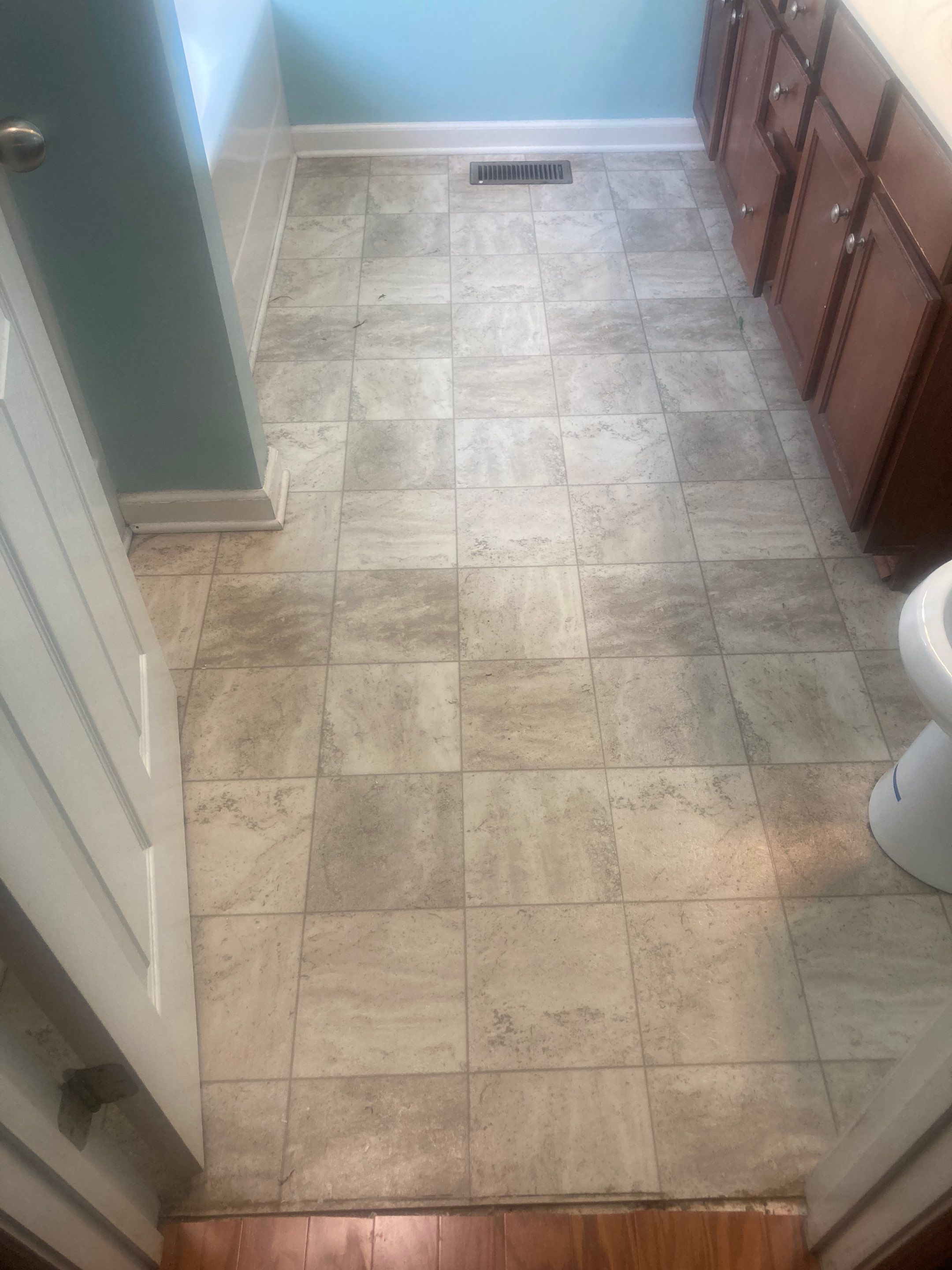 Beautiful new custom tile shower, tub surround and accent walls by Footprints Floors of Nashville