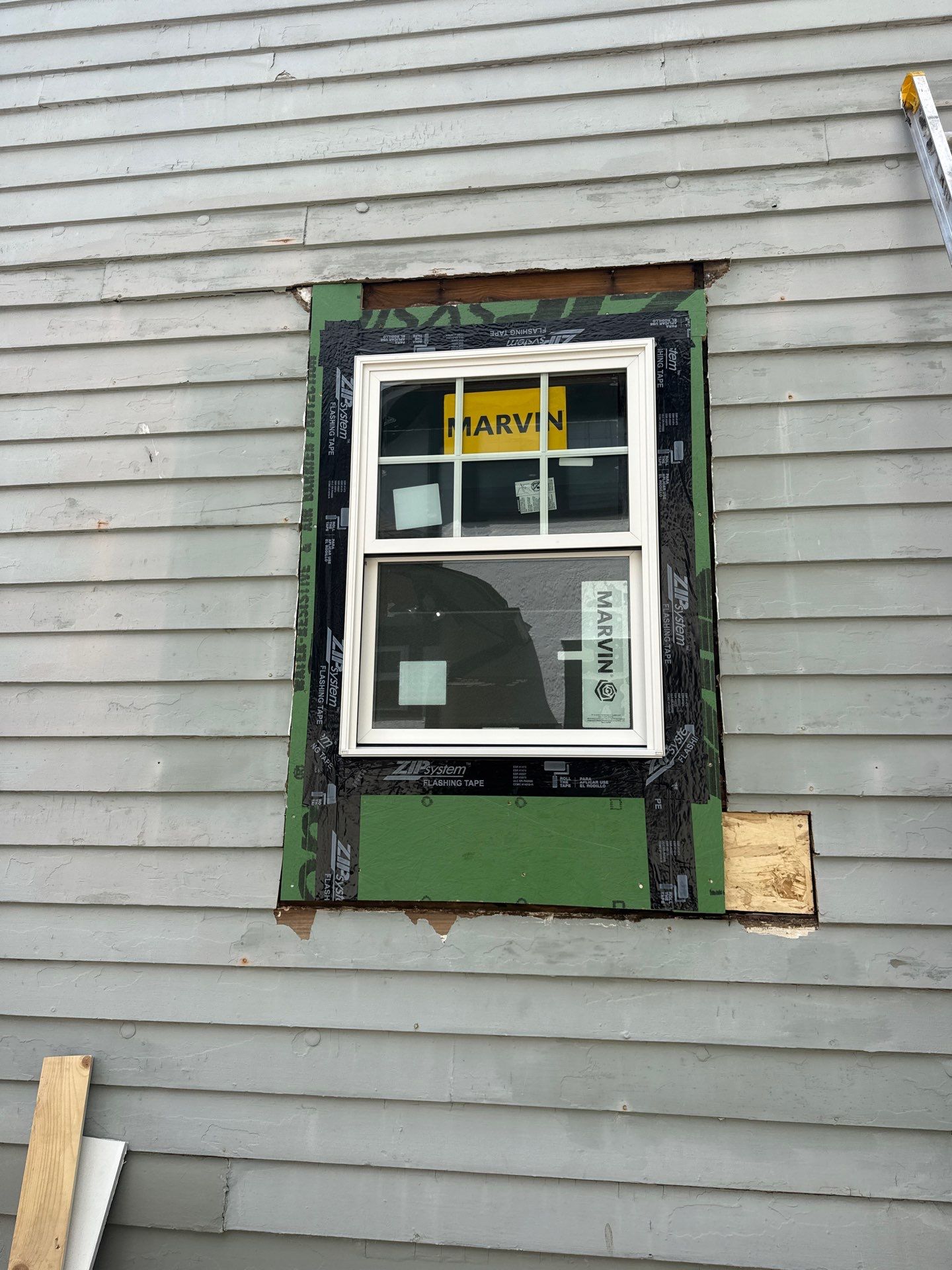 James Hardie Siding and Custom Window Trim Upgrade in Omaha by Carps Complete Exteriors