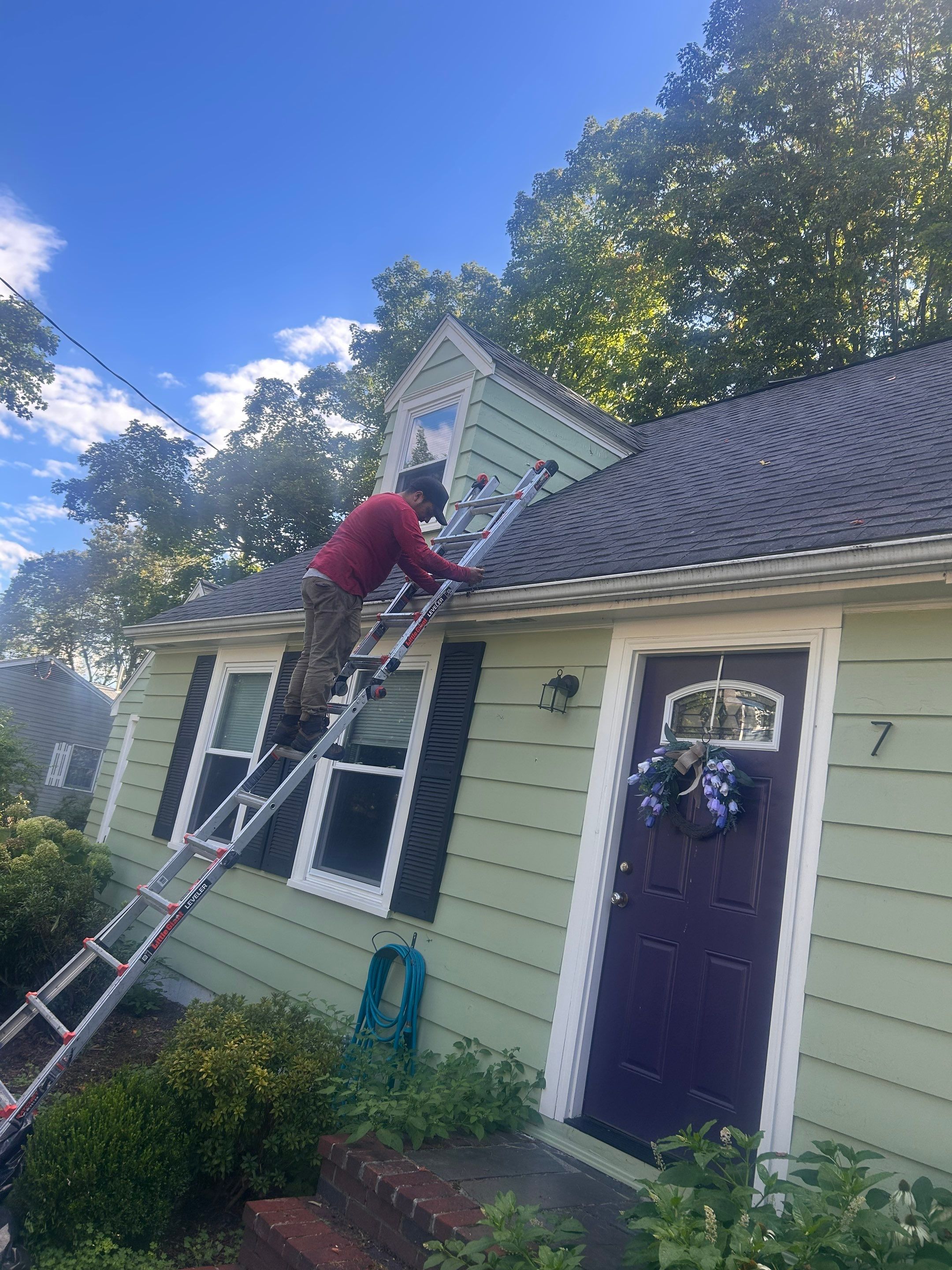 Roof Soft Wash & Gutter Cleaning – Maynard, MA by Mighty Dog Roofing of Greater Middlesex County