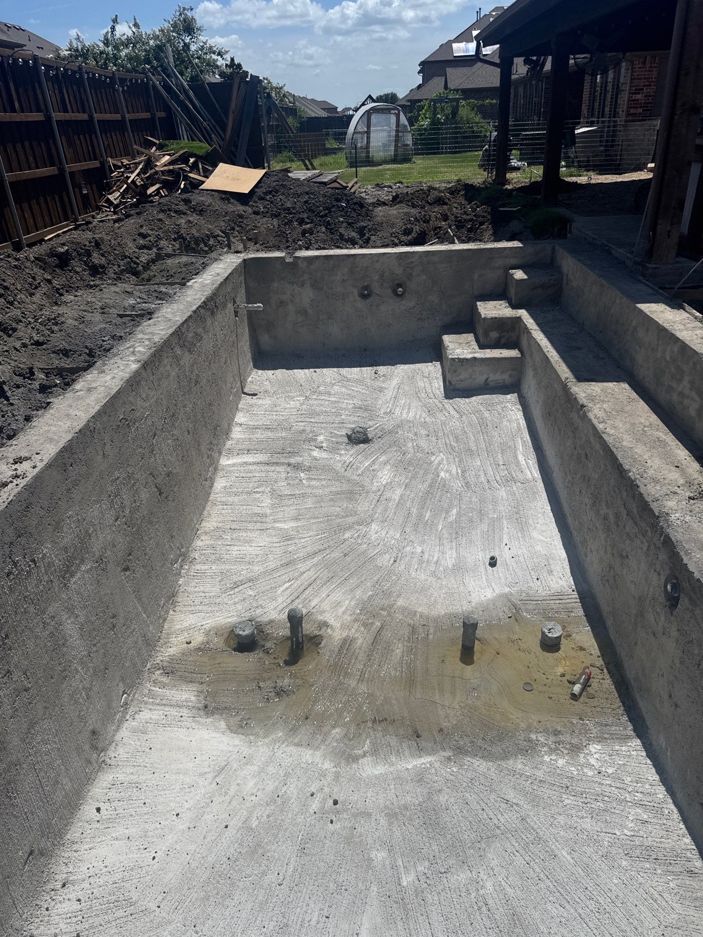 Geometric Pool with Raised Stone Spa by Pinnacle Pools and Spas - DFW