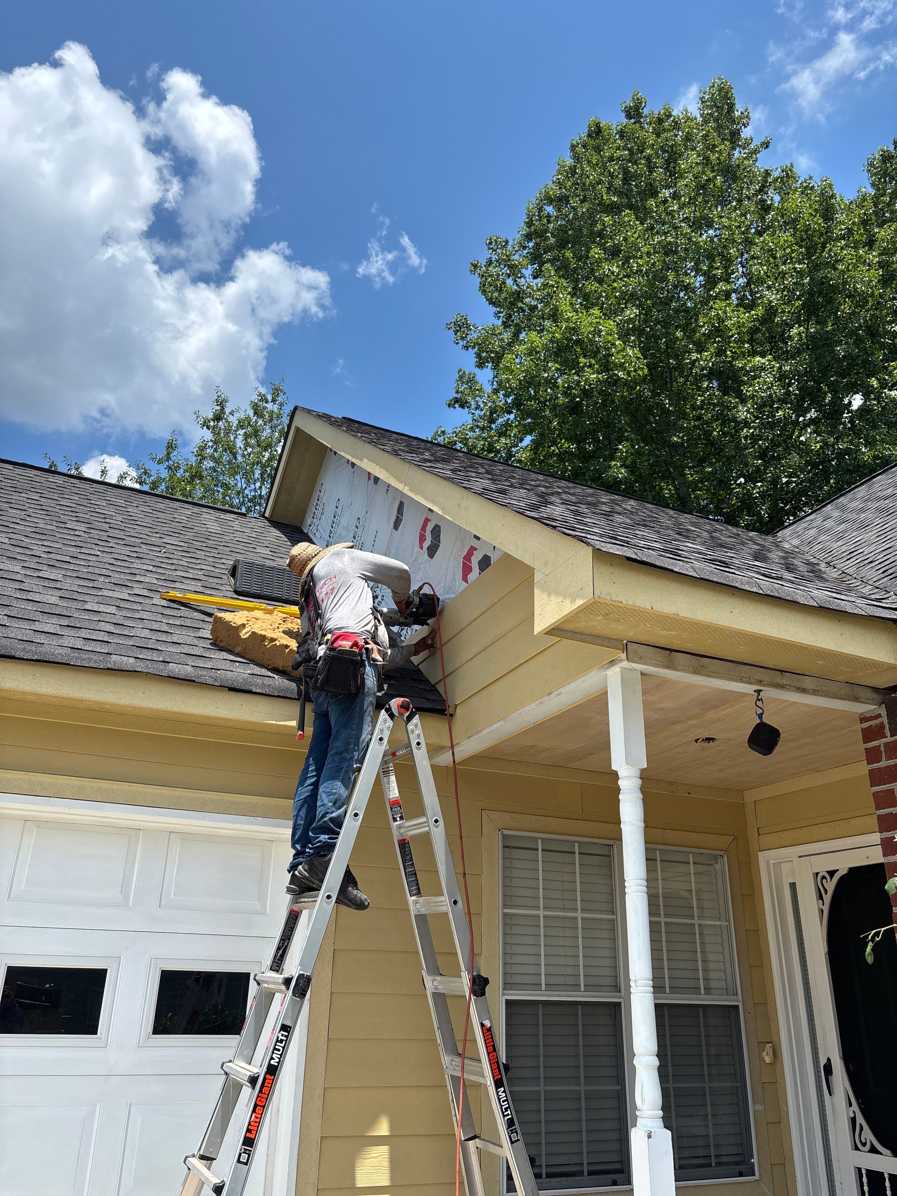 Siding replacement  by Deerfield Roofing LLC