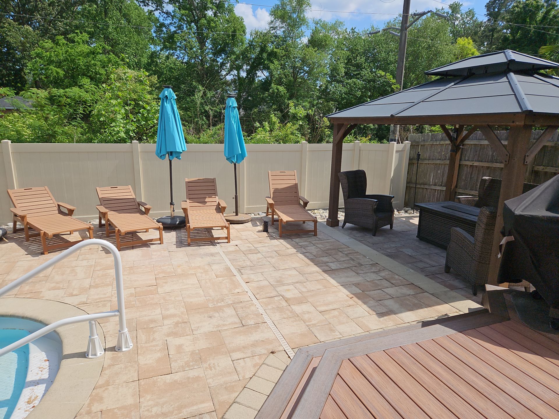 Vinyl Fencing That Lasts a Lifetime by Tidewater Trim & Deck