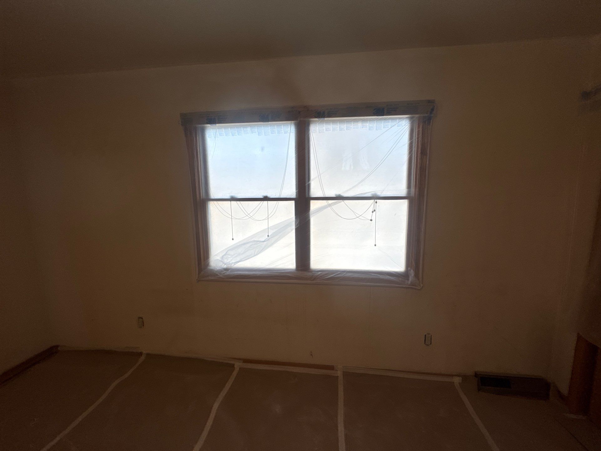 Full Interior Repaint to put the house up for sale by Midwest Paint LLC