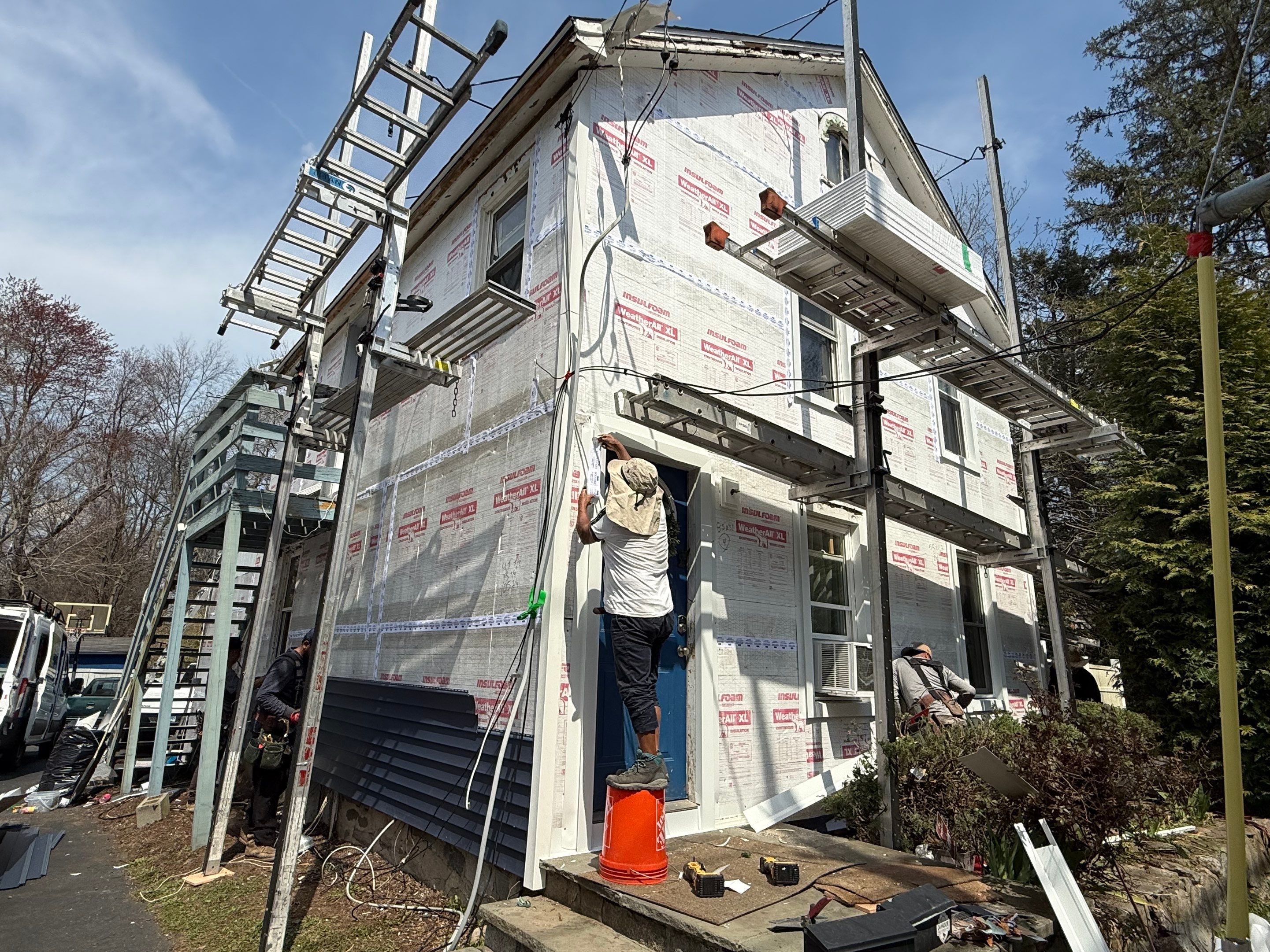 Roof & Siding by JLP PRO SERVICES LLC