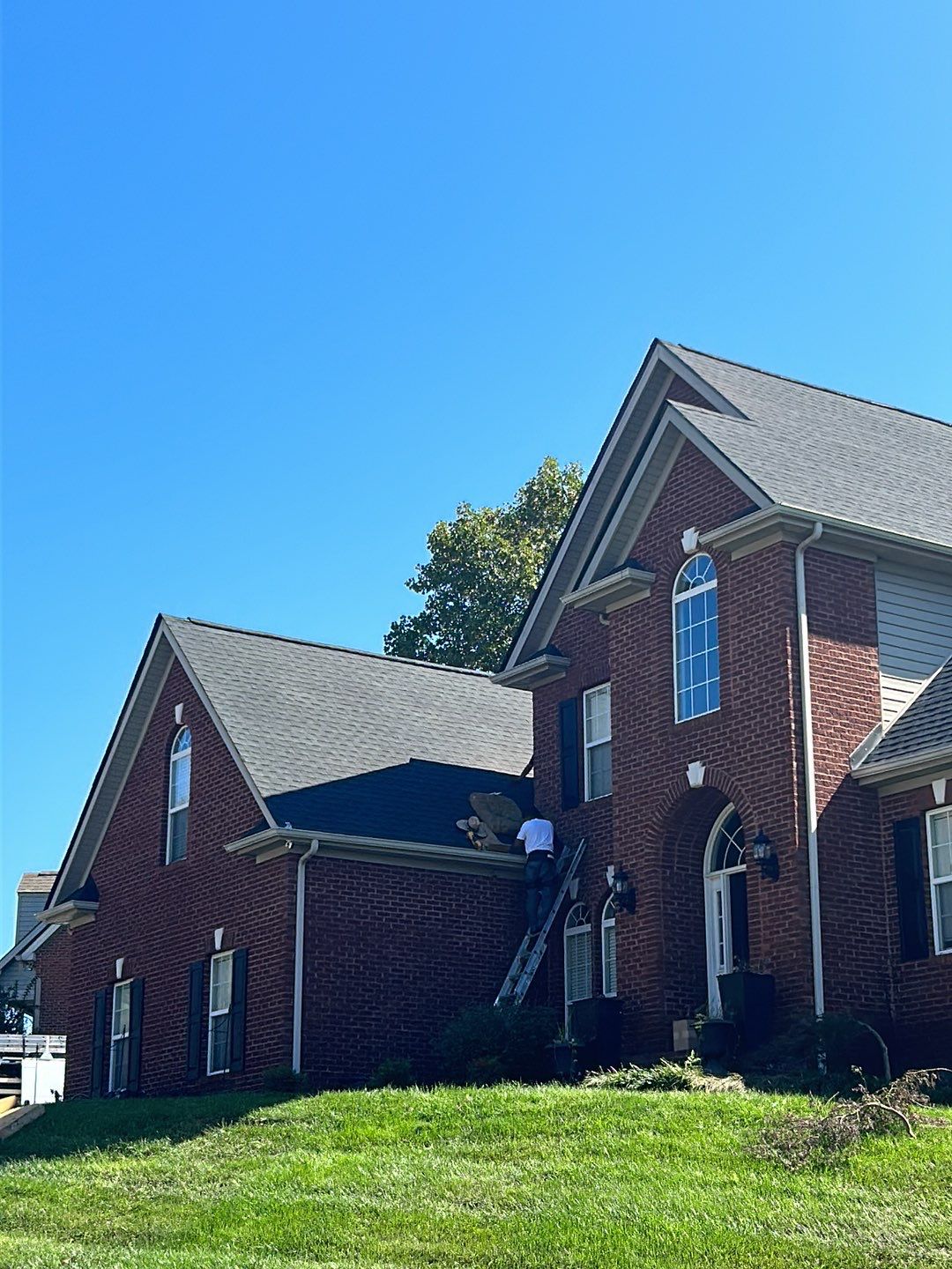 Knoxville Roof Replacement by Undersun Roofing 