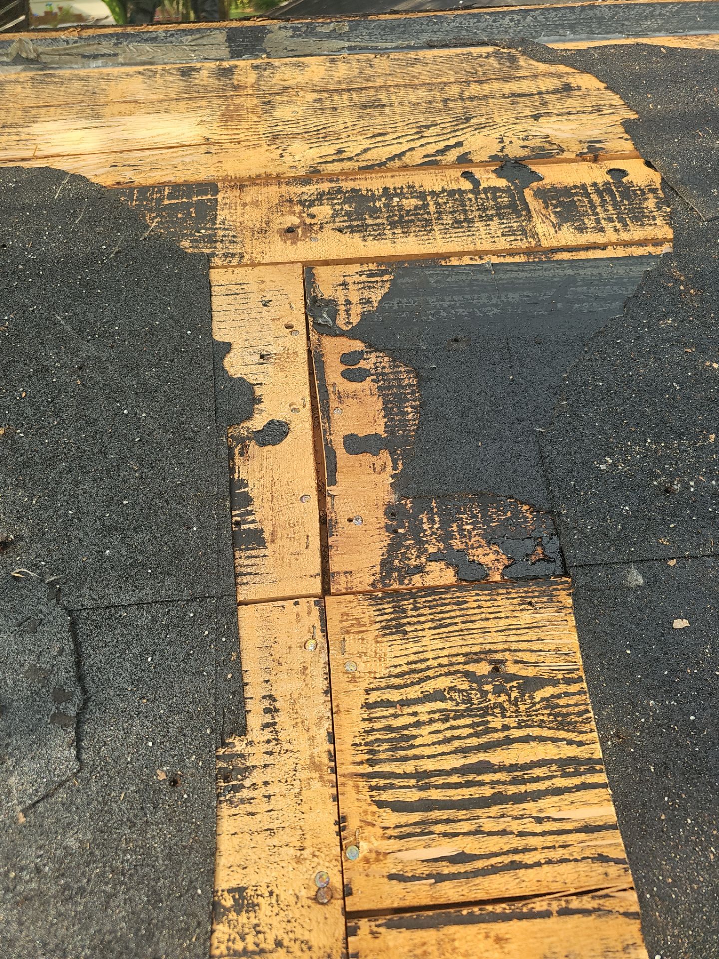 Project in St. Petersburg 33710 by Mitchell Roofing Company LLC 