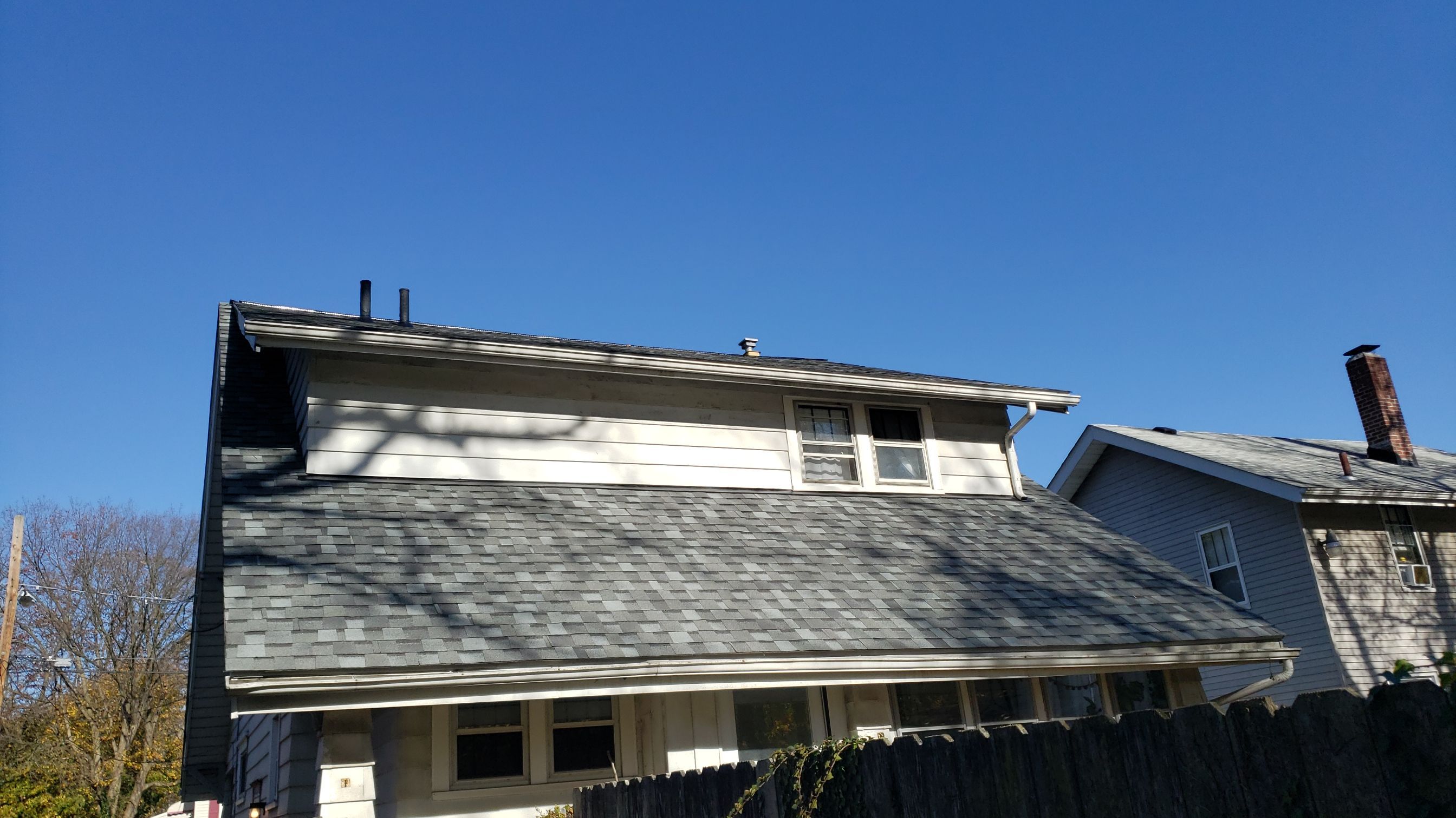 ATLAS PINNACLE COLOR: SCOTCHGARD COASTAL GRANITE DRIP EDGE: WHITE by Eagle Eye Roofing