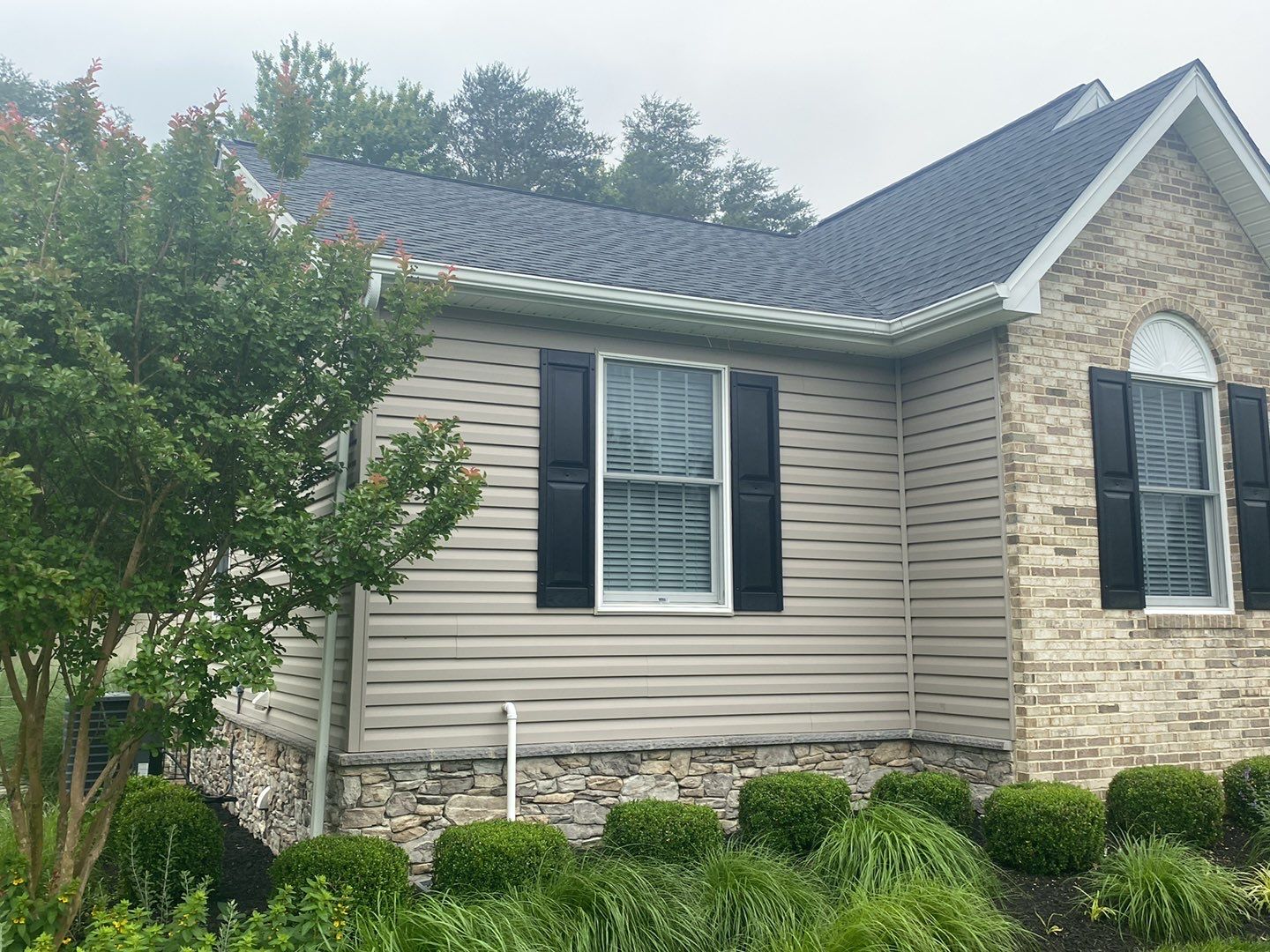 Roof Installation using GAF Timberline HDZ by ExteriorPros